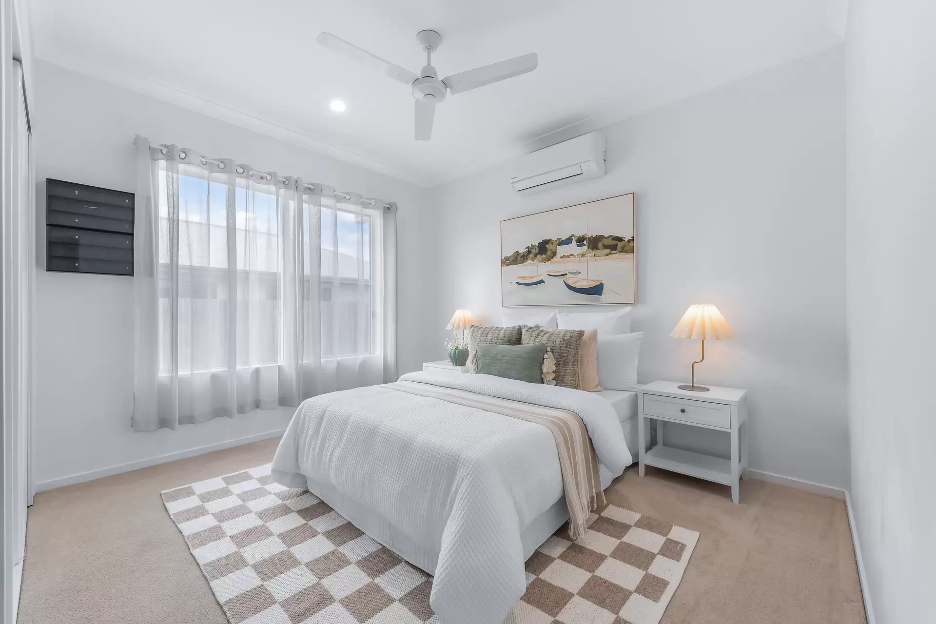 32 Tamarind Crescent, Proserpine Sold by Queensland Sotheby's International Realty - image 1
