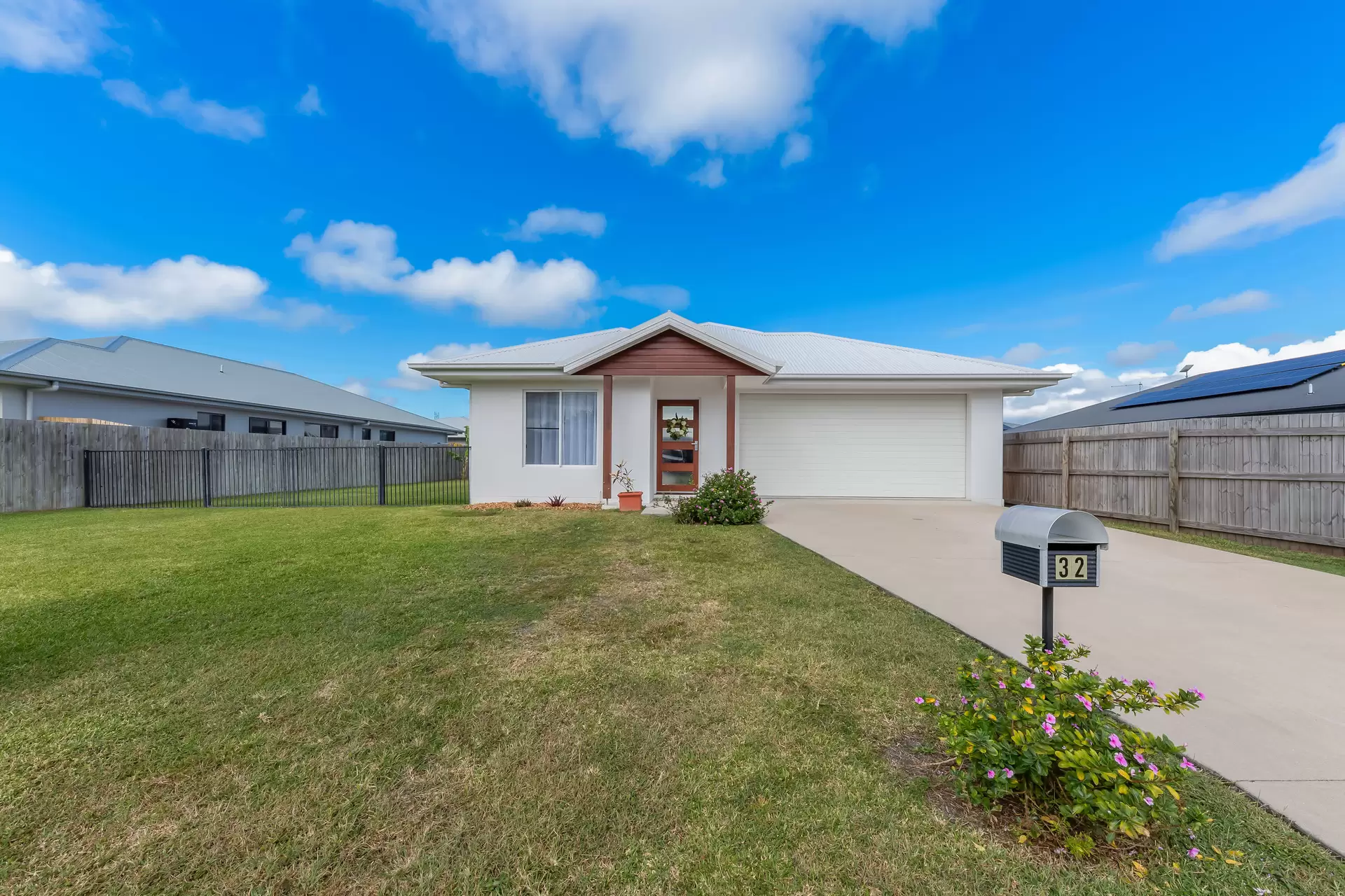 32 Tamarind Crescent, Proserpine Sold by Queensland Sotheby's International Realty - image 1
