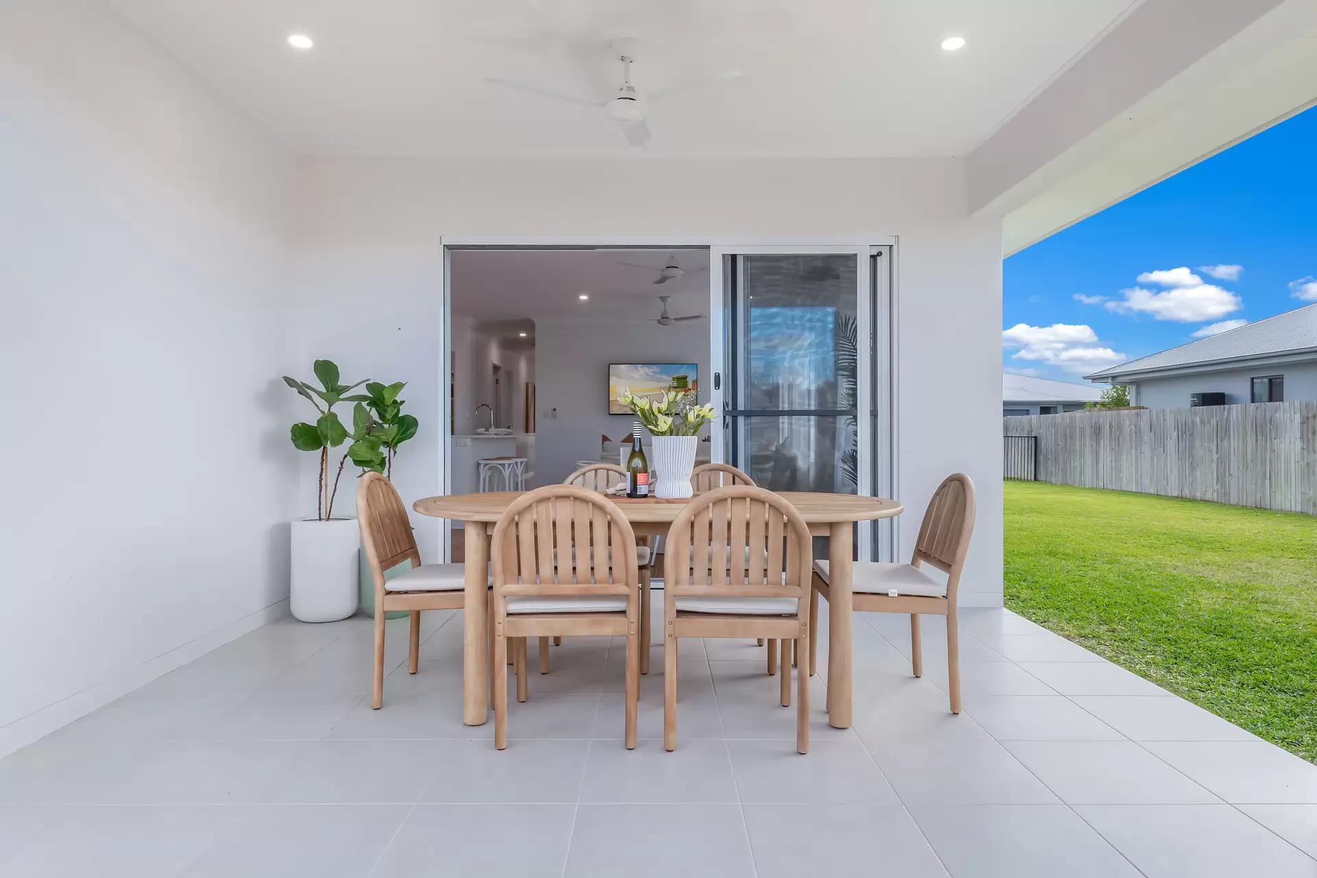 32 Tamarind Crescent, Proserpine Sold by Queensland Sotheby's International Realty - image 1