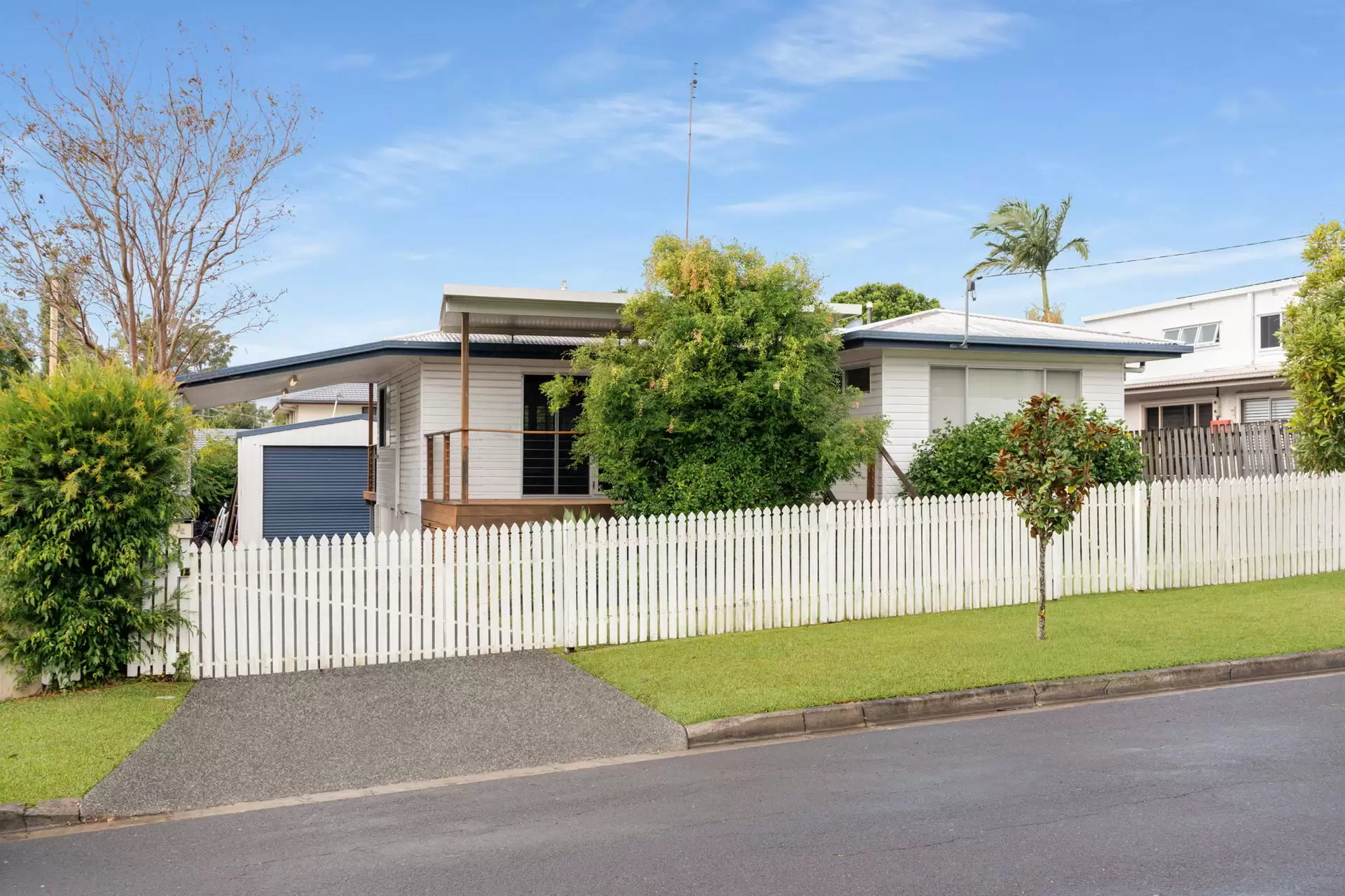 12 Magnolia Drive, Southport Sold by  - image 1
