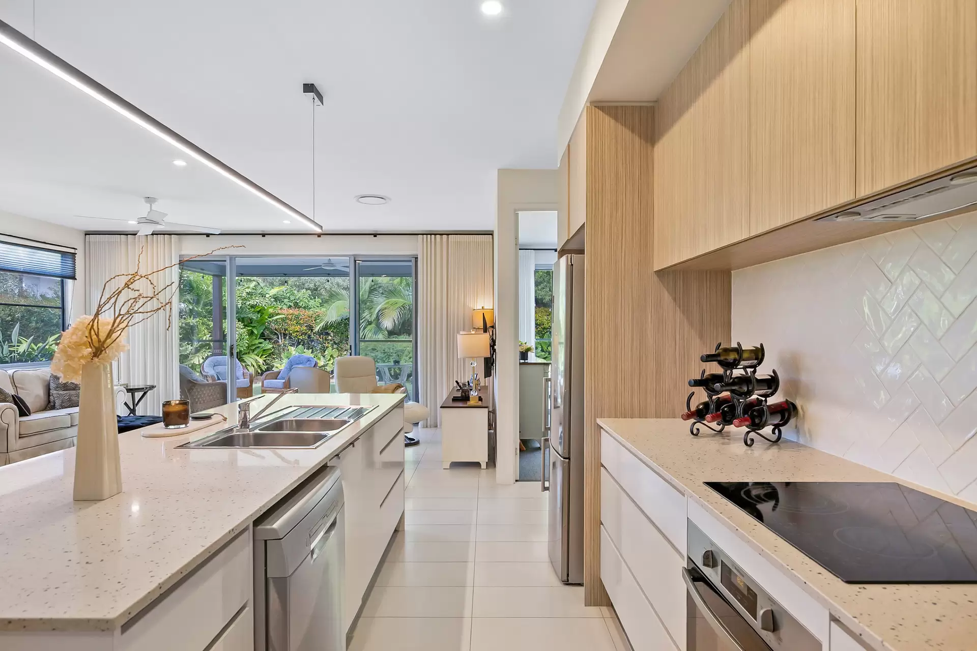 89 Mudjimba Beach Road, Mudjimba For Sale by Queensland Sotheby's International Realty - image 1