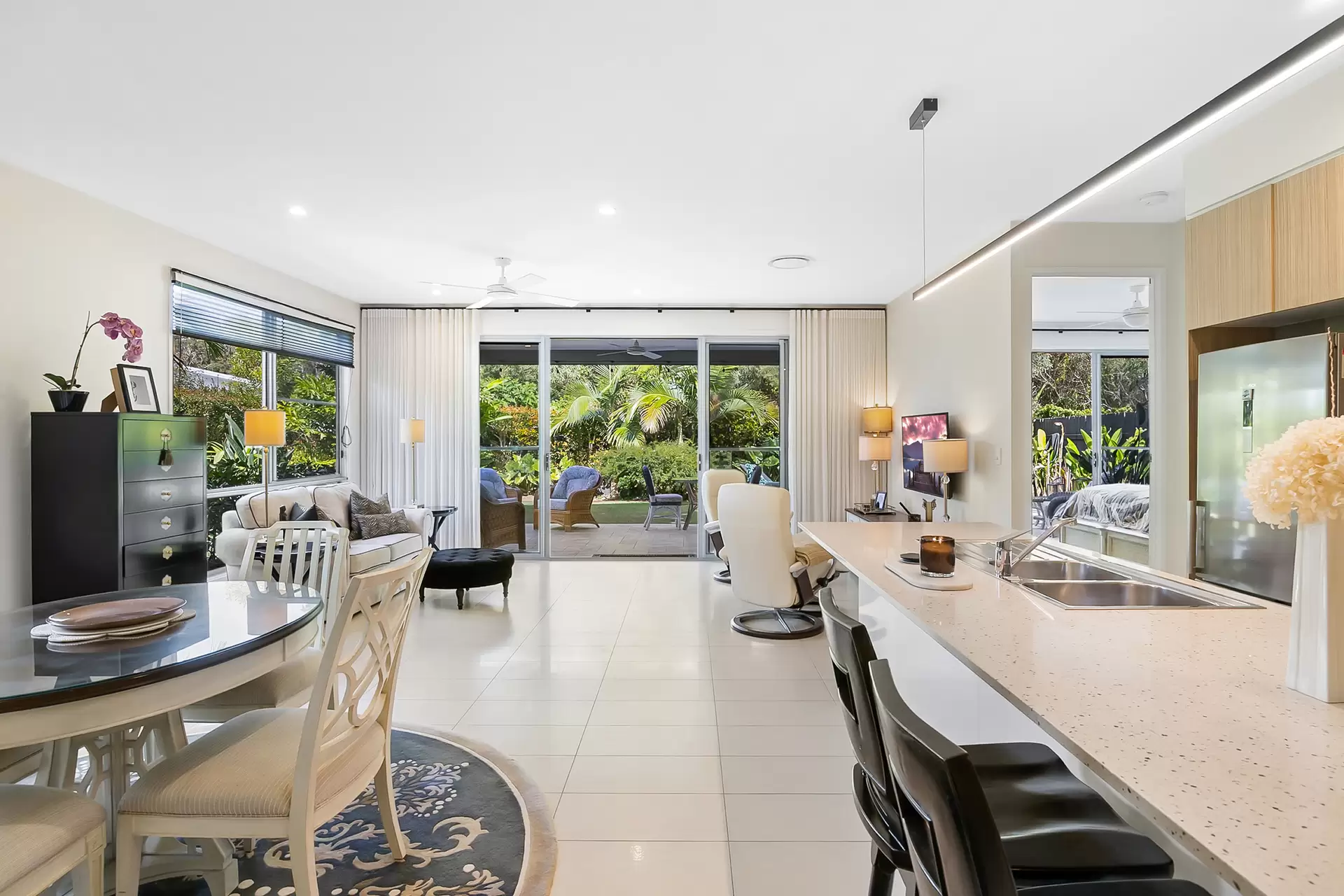 89 Mudjimba Beach Road, Mudjimba For Sale by Queensland Sotheby's International Realty - image 1