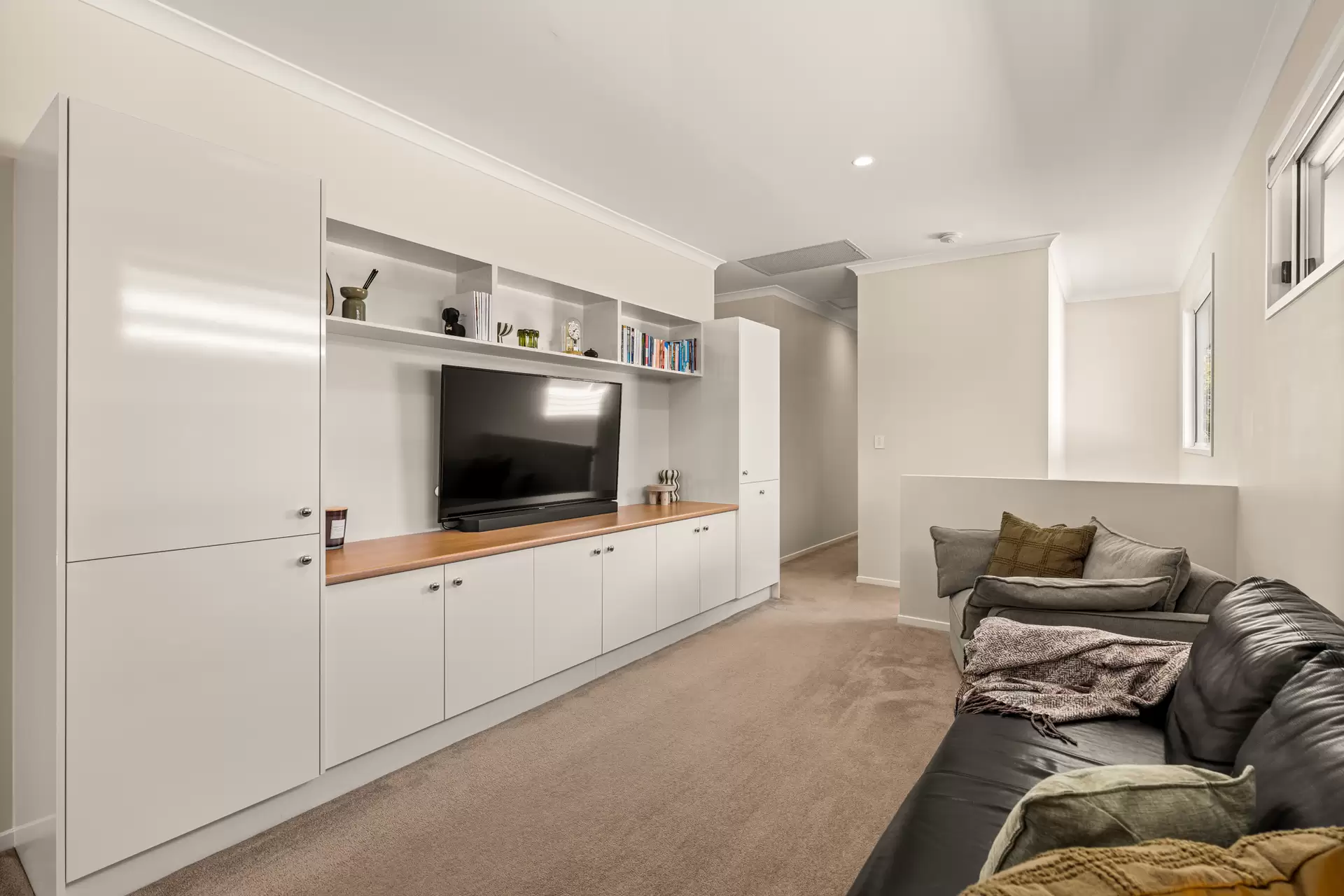 62 Bertha Street, Kalinga Sold by Queensland Sotheby's International Realty - image 1