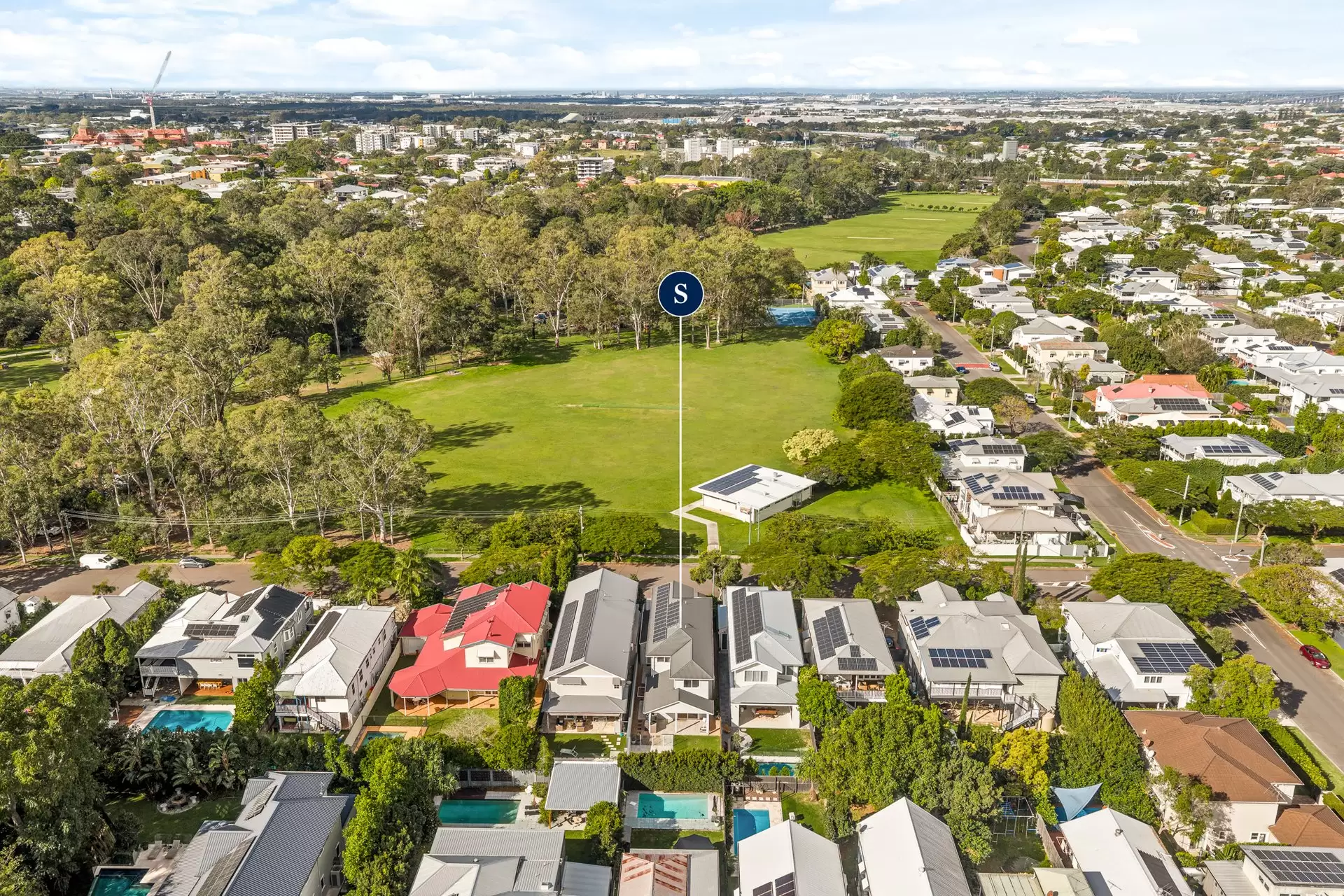 62 Bertha Street, Kalinga Sold by  - image 1