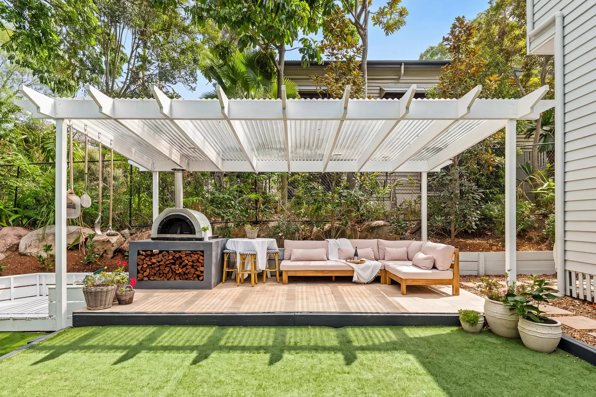10 Frances Avenue, Kalinga For Sale by Queensland Sotheby's International Realty - image 1