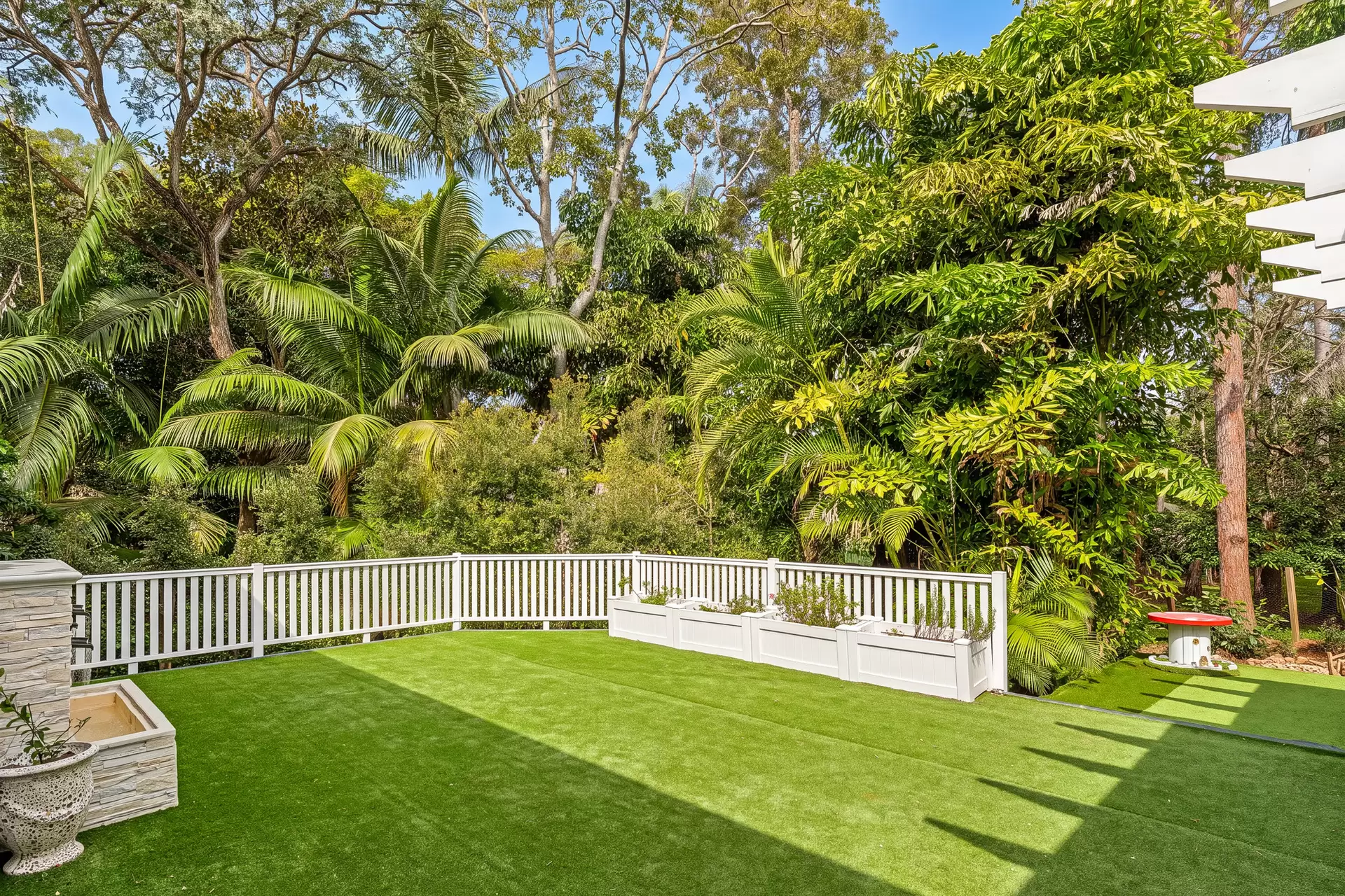 10 Frances Avenue, Kalinga For Sale by Queensland Sotheby's International Realty - image 1