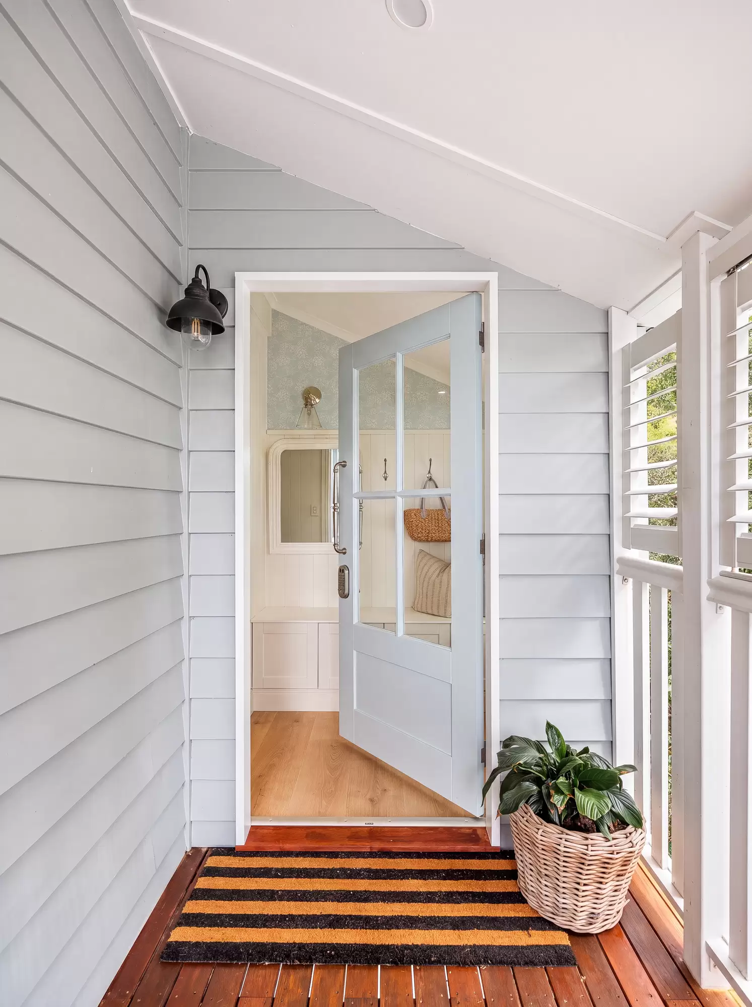 10 Frances Avenue, Kalinga For Sale by Queensland Sotheby's International Realty - image 1