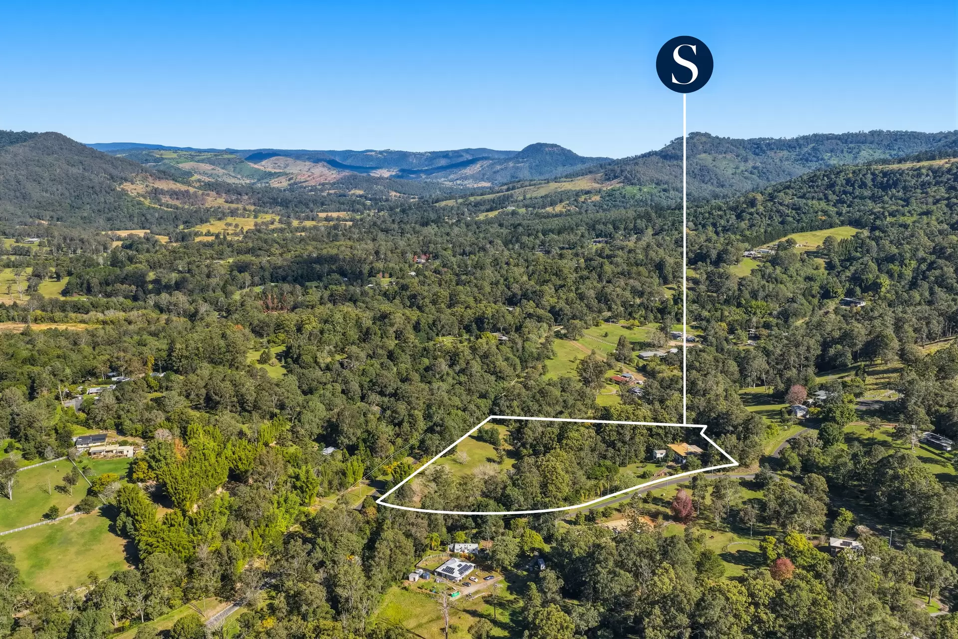 2-26 Shay Place, Witheren For Sale by Queensland Sotheby's International Realty - image 1