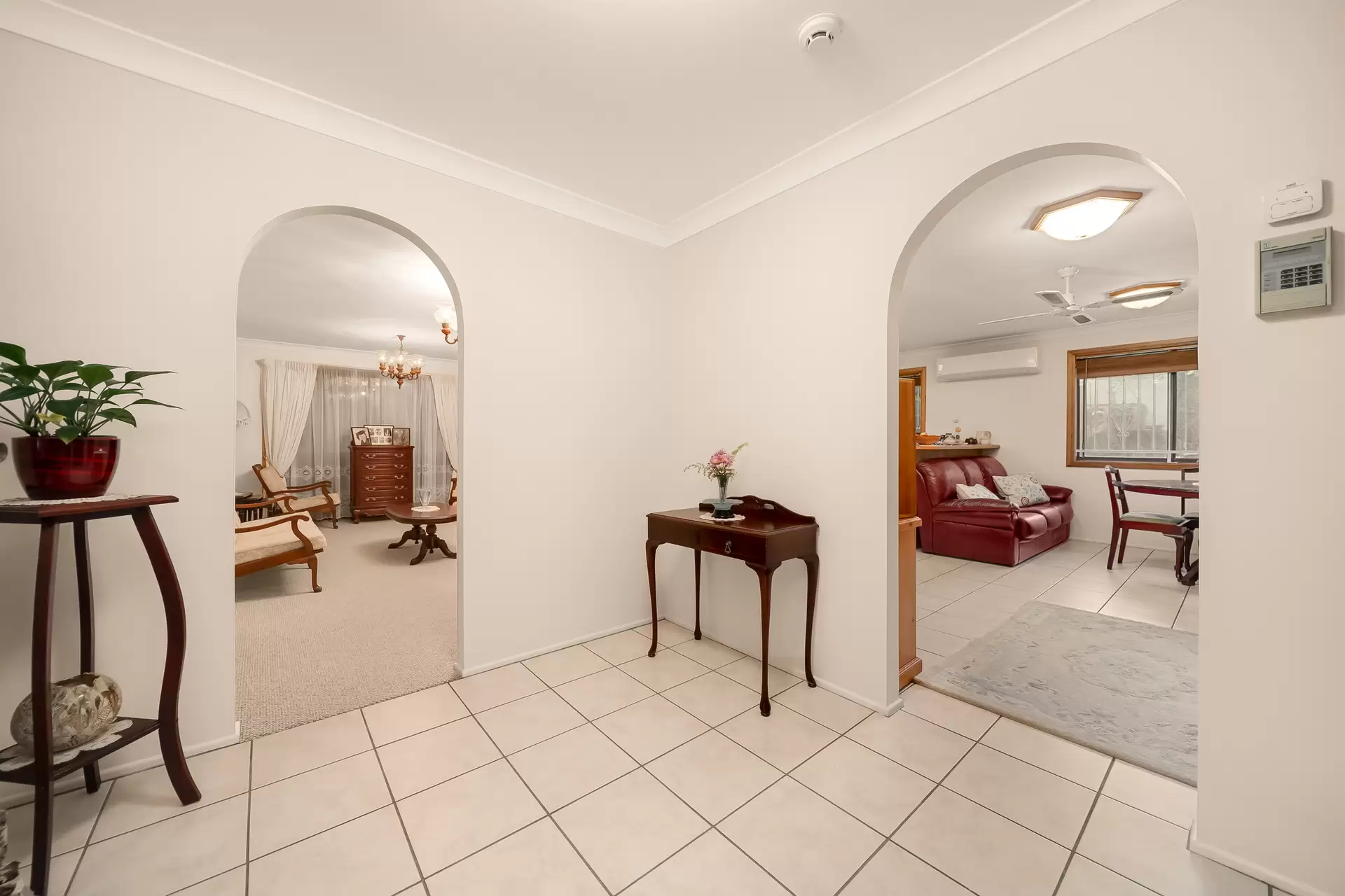 84 Oakridge  Street, Burbank For Sale by Queensland Sotheby's International Realty - image 1