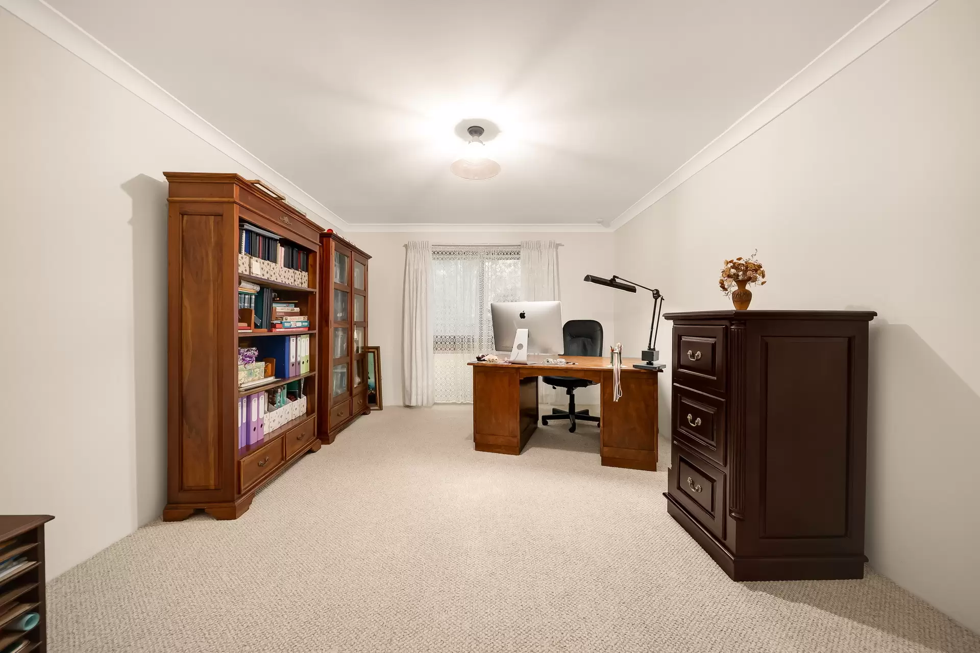 84 Oakridge  Street, Burbank For Sale by Queensland Sotheby's International Realty - image 1