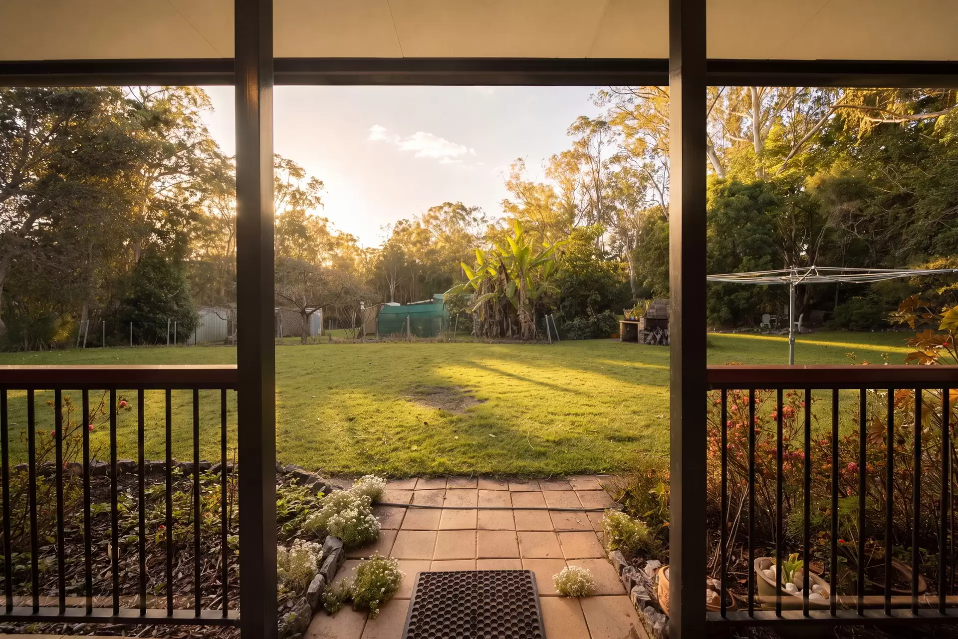84 Oakridge  Street, Burbank For Sale by Queensland Sotheby's International Realty - image 1