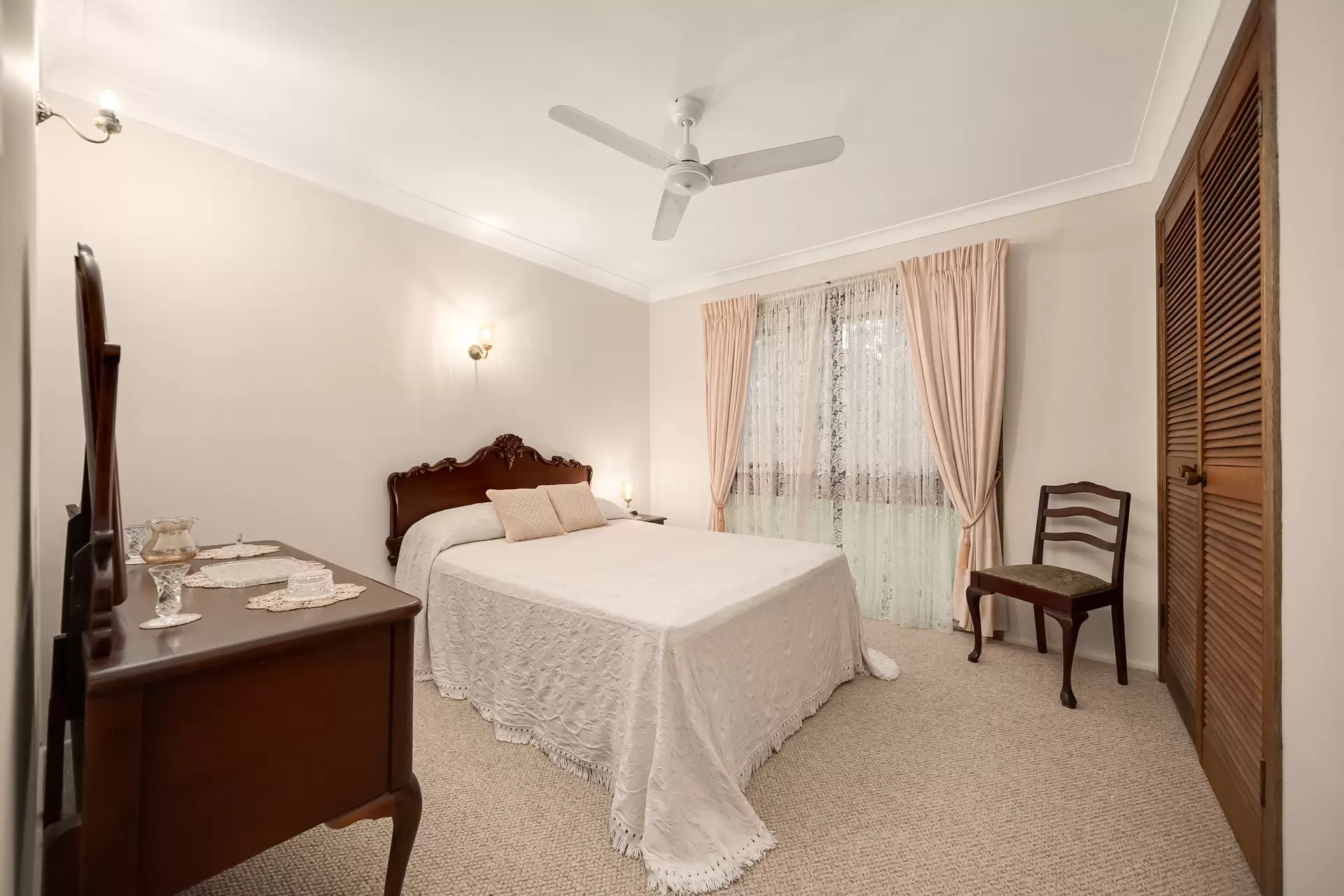 84 Oakridge  Street, Burbank For Sale by Queensland Sotheby's International Realty - image 1