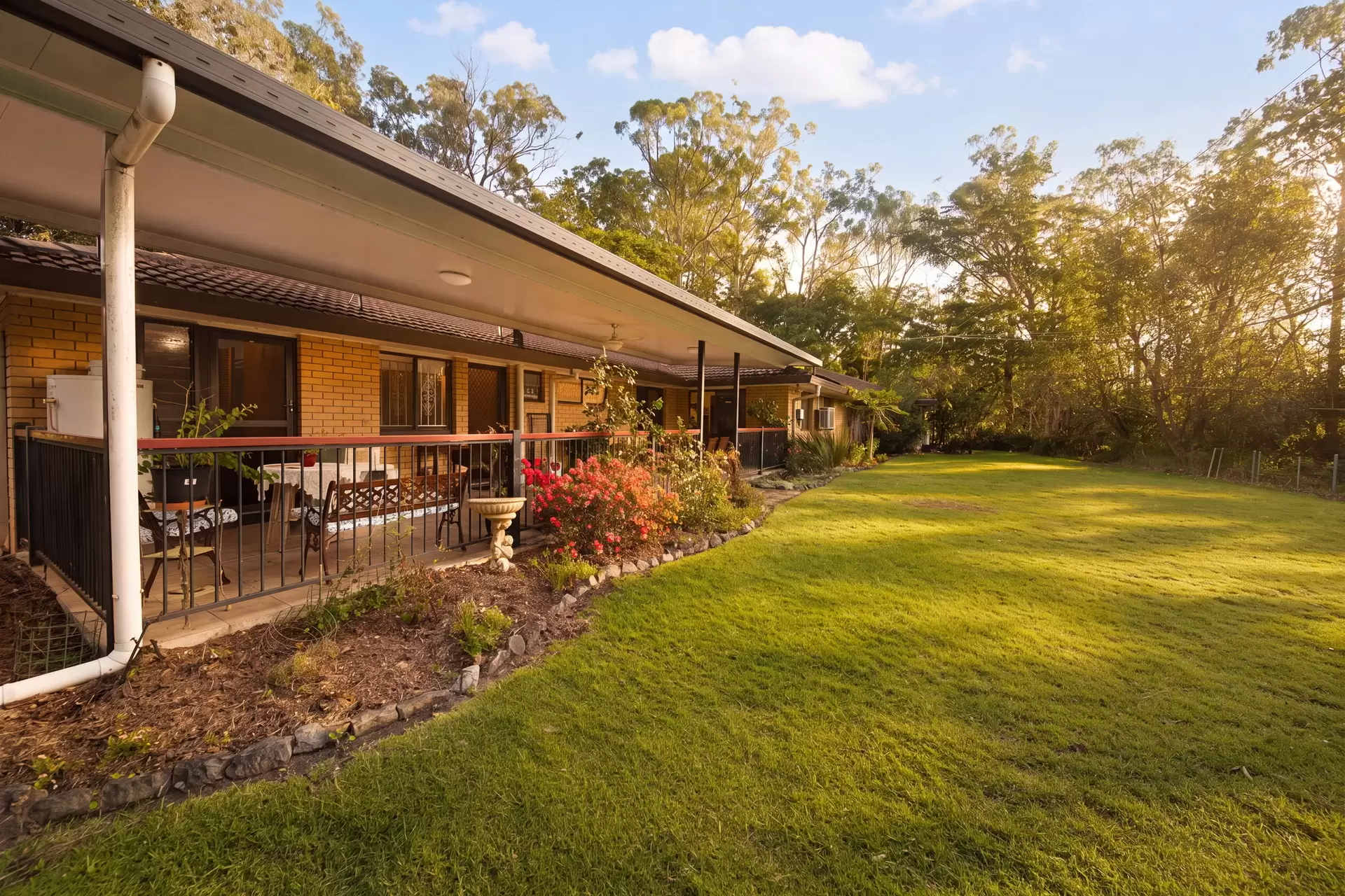 84 Oakridge  Street, Burbank For Sale by Queensland Sotheby's International Realty - image 1