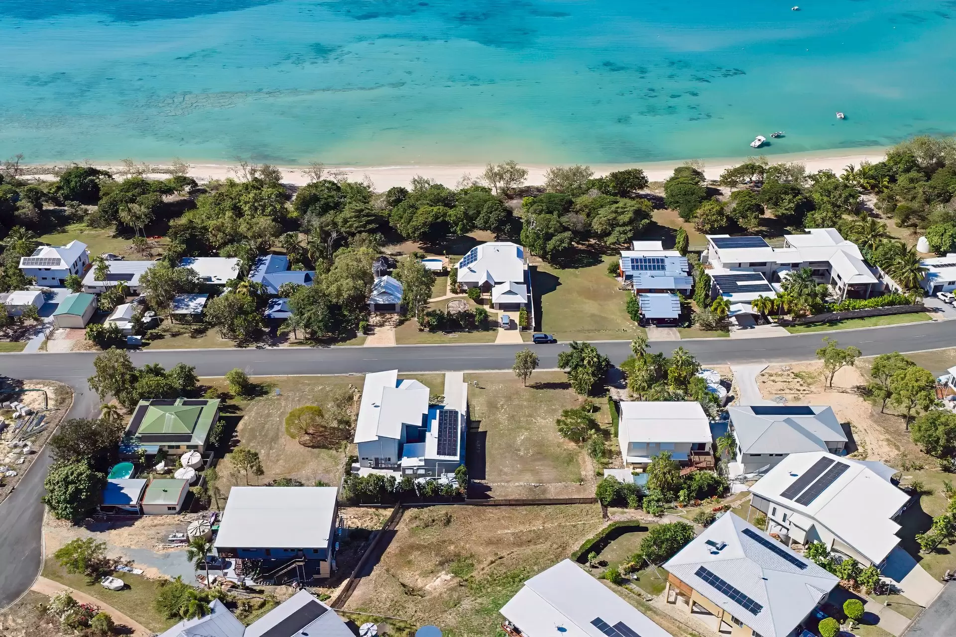 37 Gloucester Avenue, Hideaway Bay Sold by  - image 1