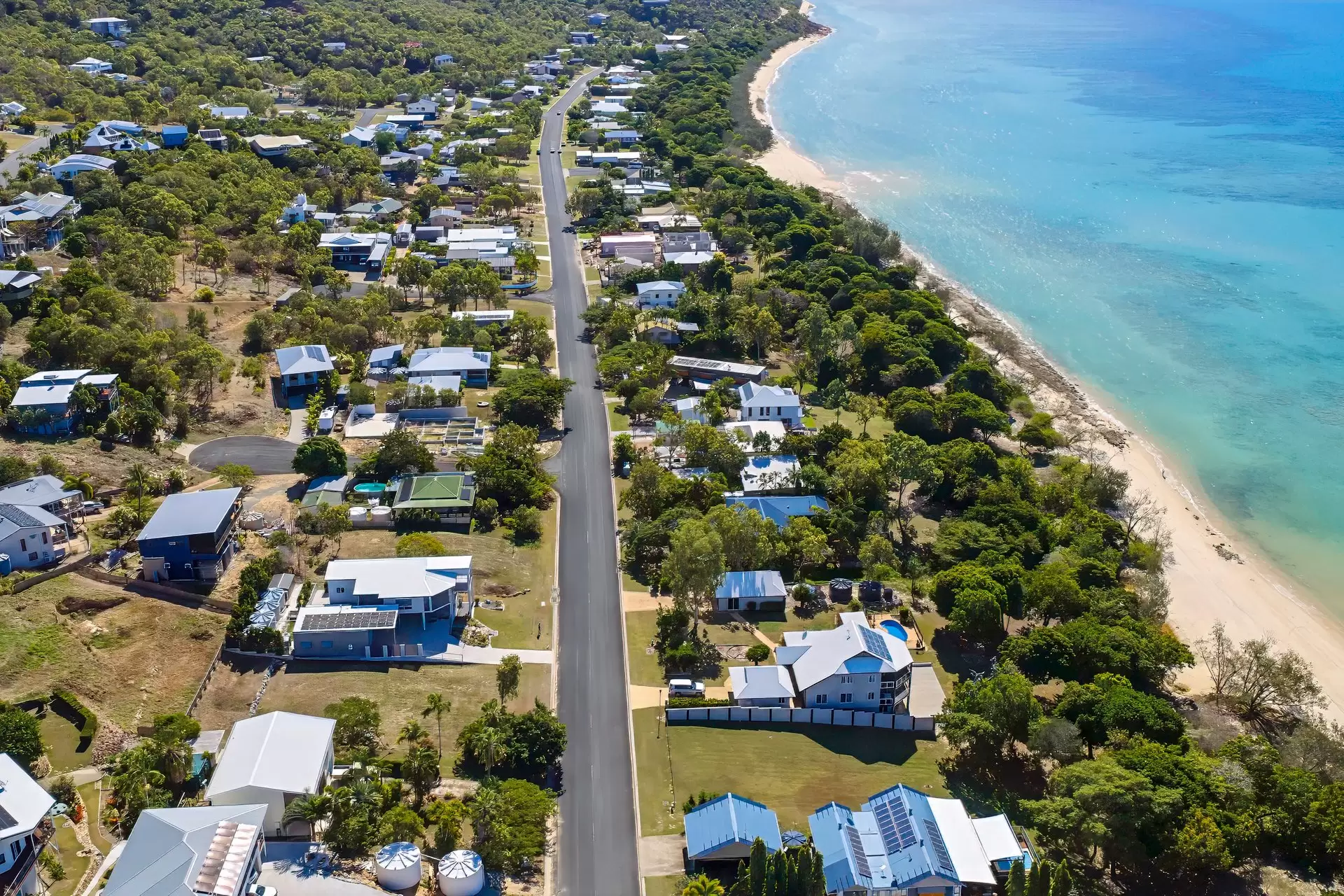 37 Gloucester Avenue, Hideaway Bay Sold by  - image 1