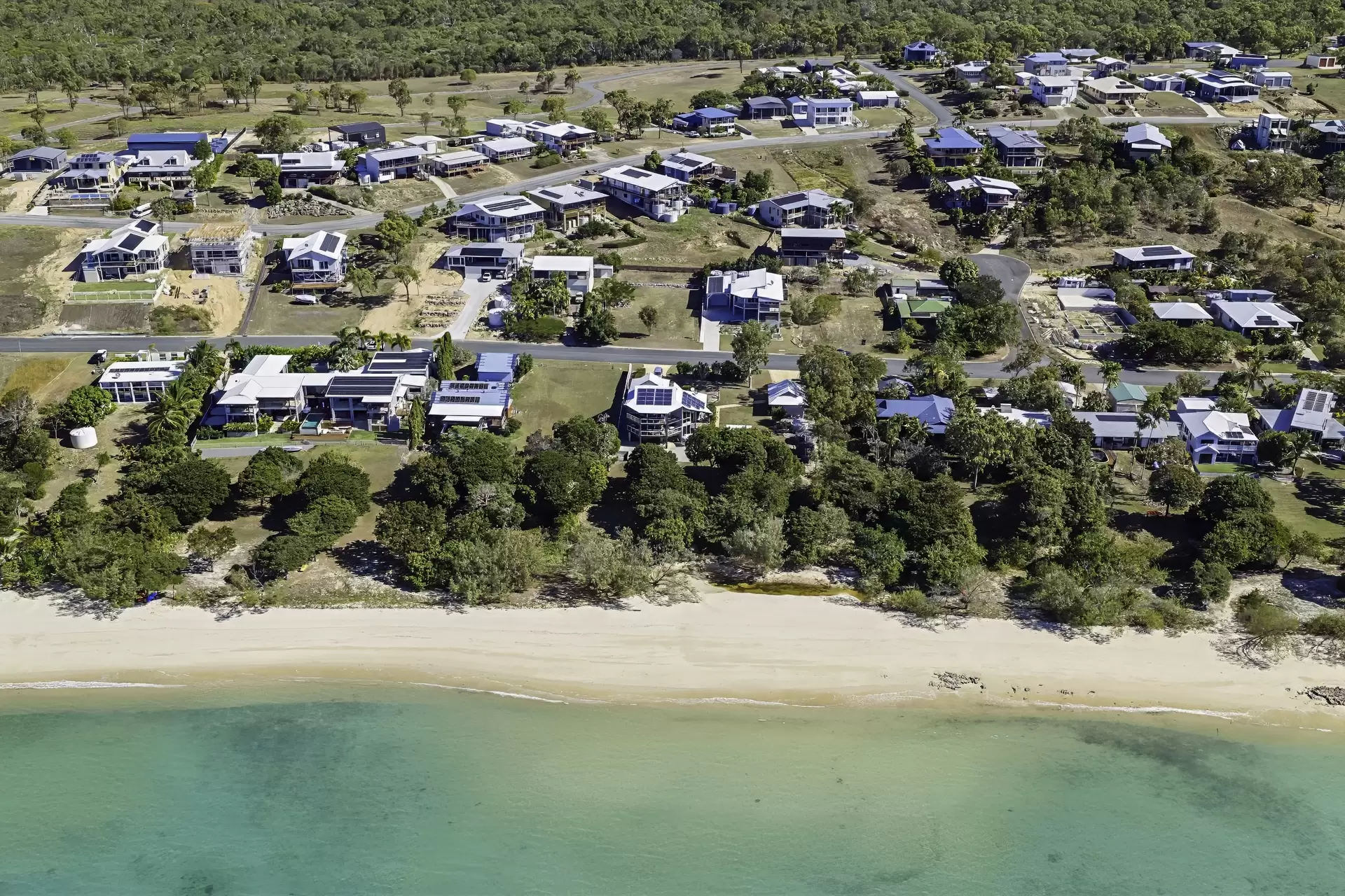 37 Gloucester Avenue, Hideaway Bay For Sale by Queensland Sotheby's International Realty - image 1