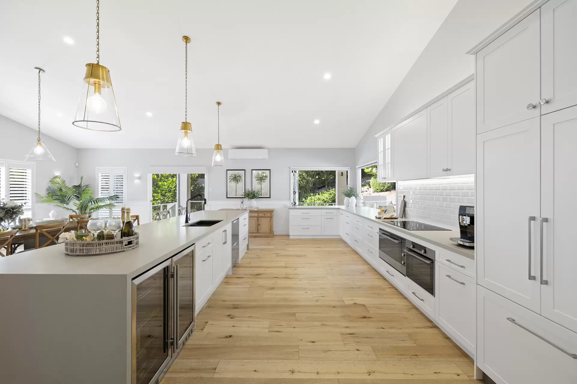 9 Hillside Court, Little Mountain For Sale by Queensland Sotheby's International Realty - image 1