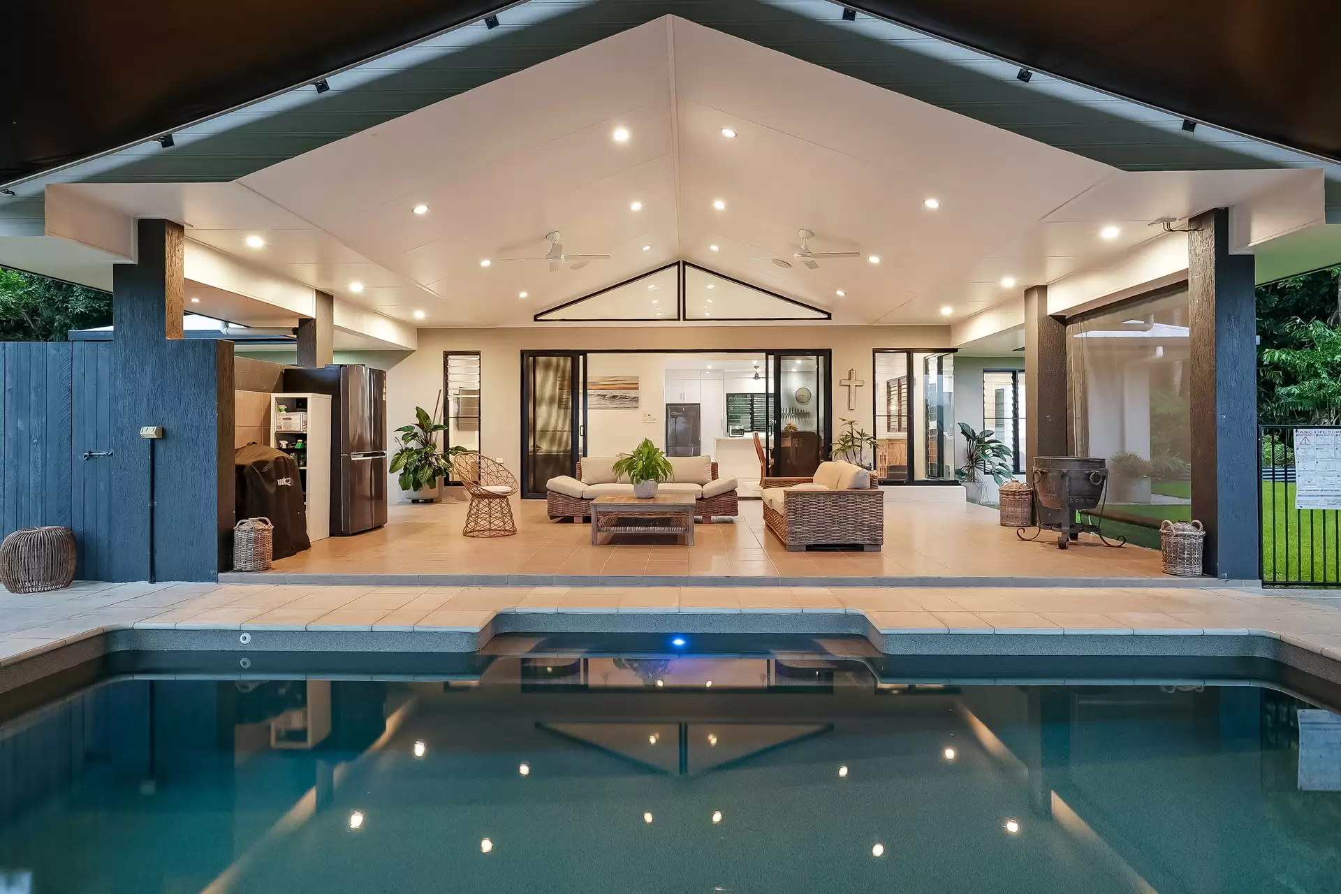 141 Banfield Road, Granadilla For Sale by Queensland Sotheby's International Realty - image 1