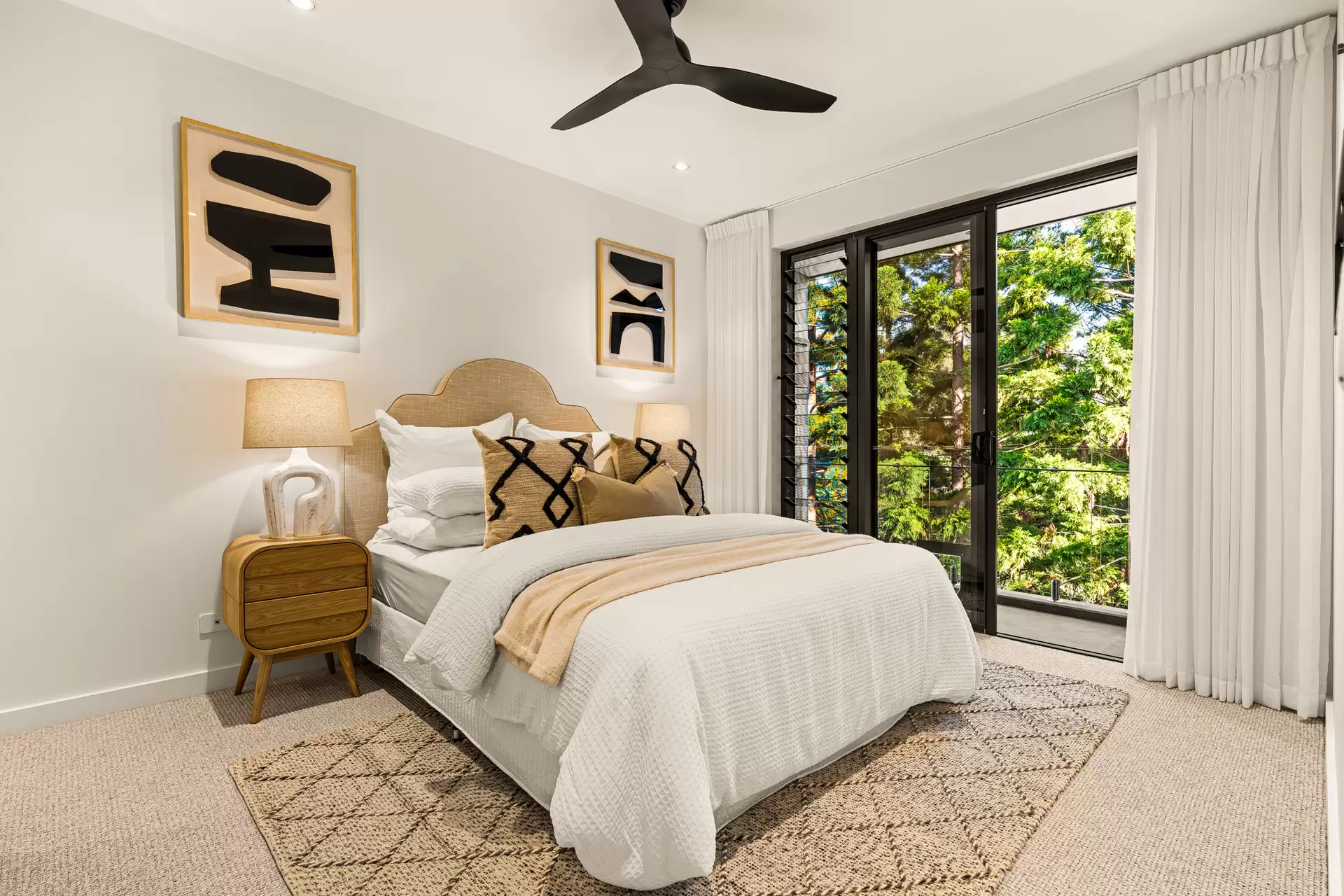 8/35 Beaconsfield Street, Highgate Hill Sold by Queensland Sotheby's International Realty - image 1