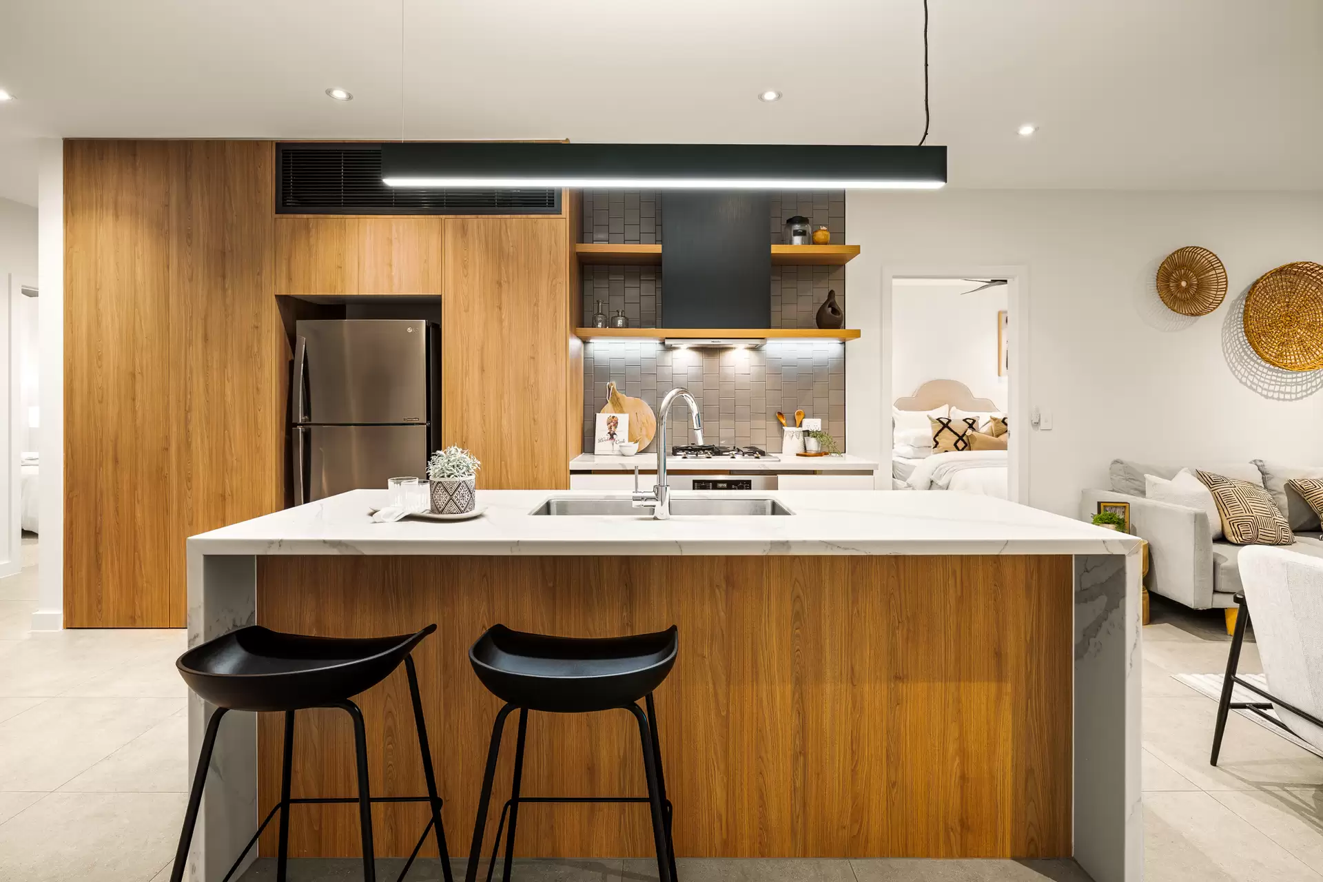 8/35 Beaconsfield Street, Highgate Hill Sold by Queensland Sotheby's International Realty - image 1