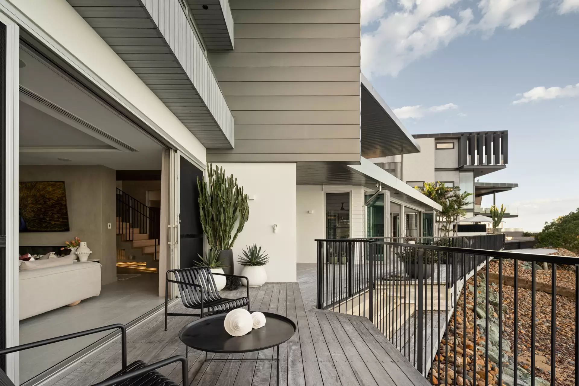 223-225 Shore Street North, Cleveland For Sale by Queensland Sotheby's International Realty - image 1