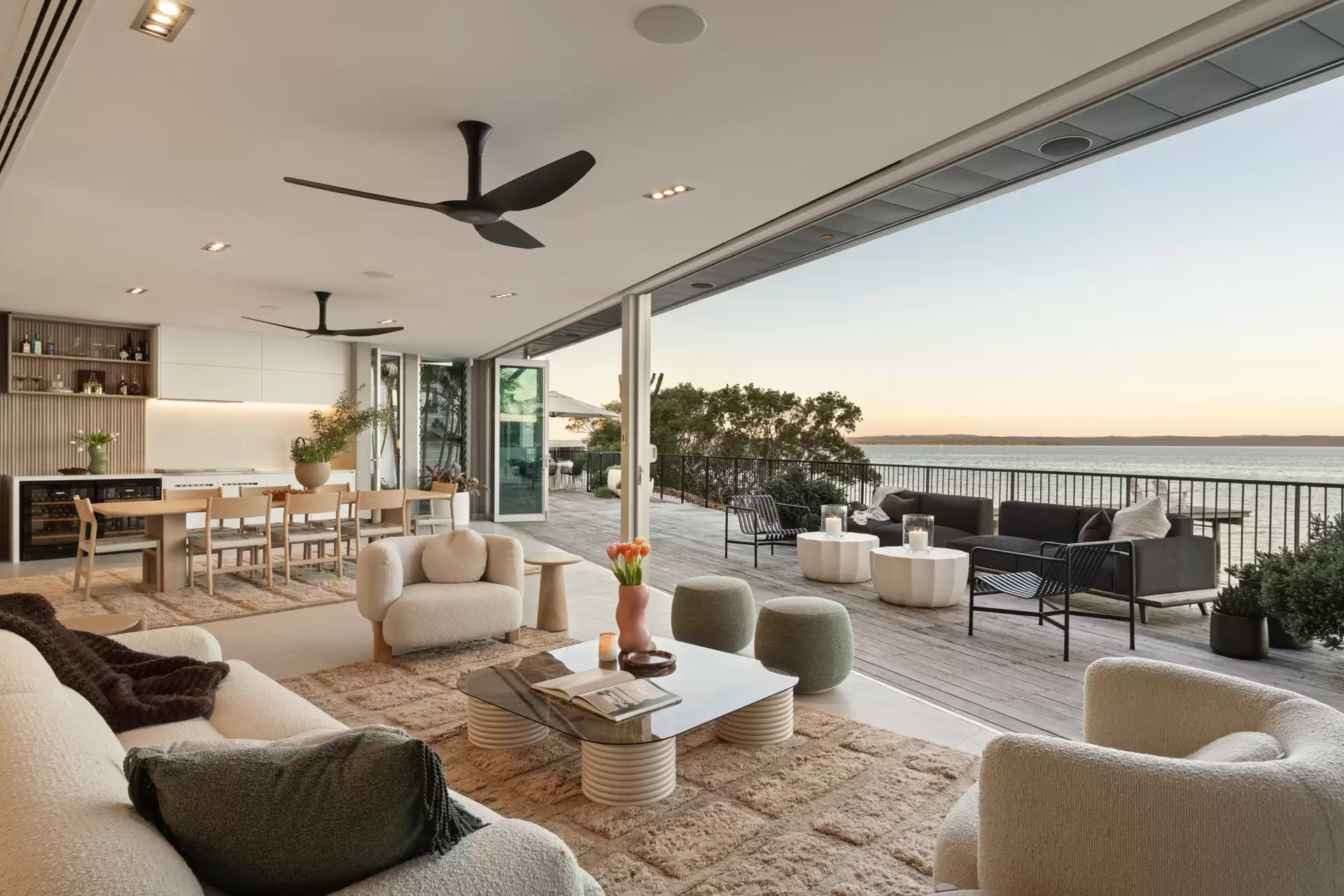 223-225 Shore Street North, Cleveland For Sale by Queensland Sotheby's International Realty - image 1