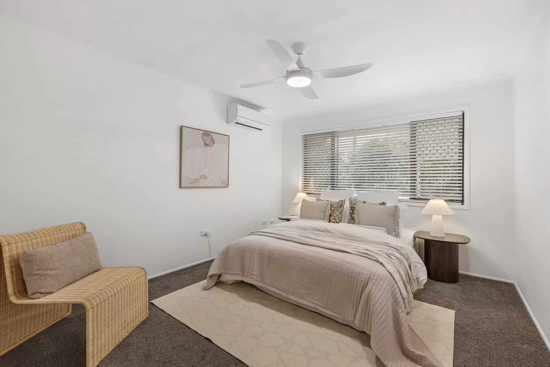 12 Valantine Road, Birkdale Sold by Queensland Sotheby's International Realty - image 1