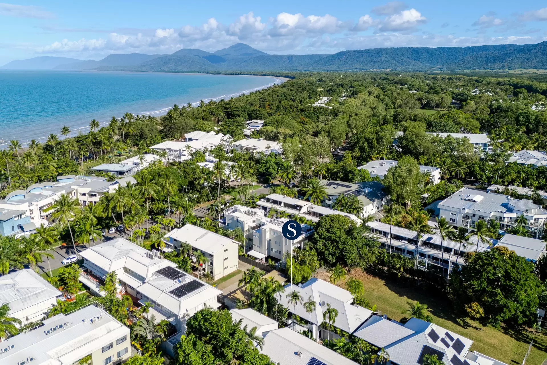 4/6 Davidson Street, Port Douglas Sold by Queensland Sotheby's International Realty - image 1