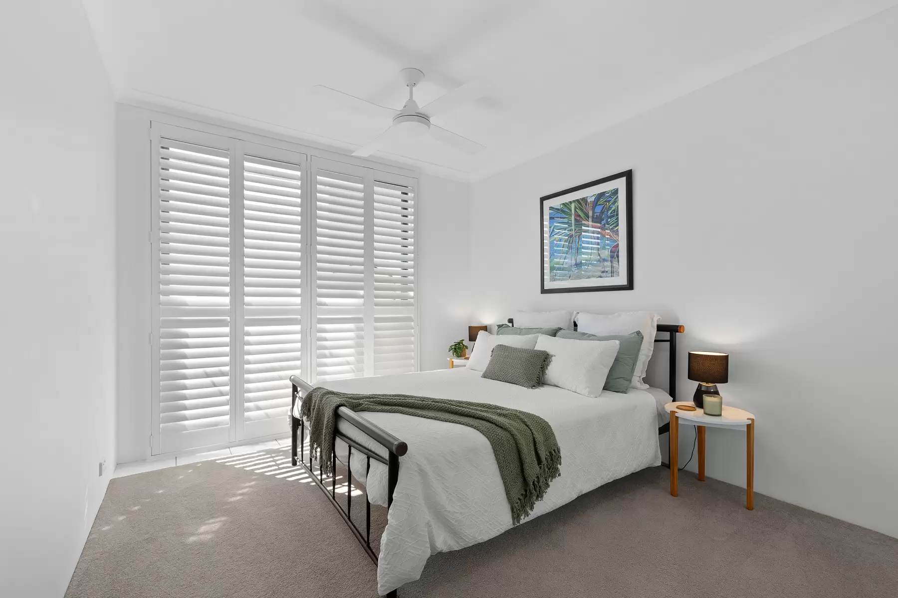 12/20 Masthead Drive, Raby Bay Sold by Queensland Sotheby's International Realty - image 1