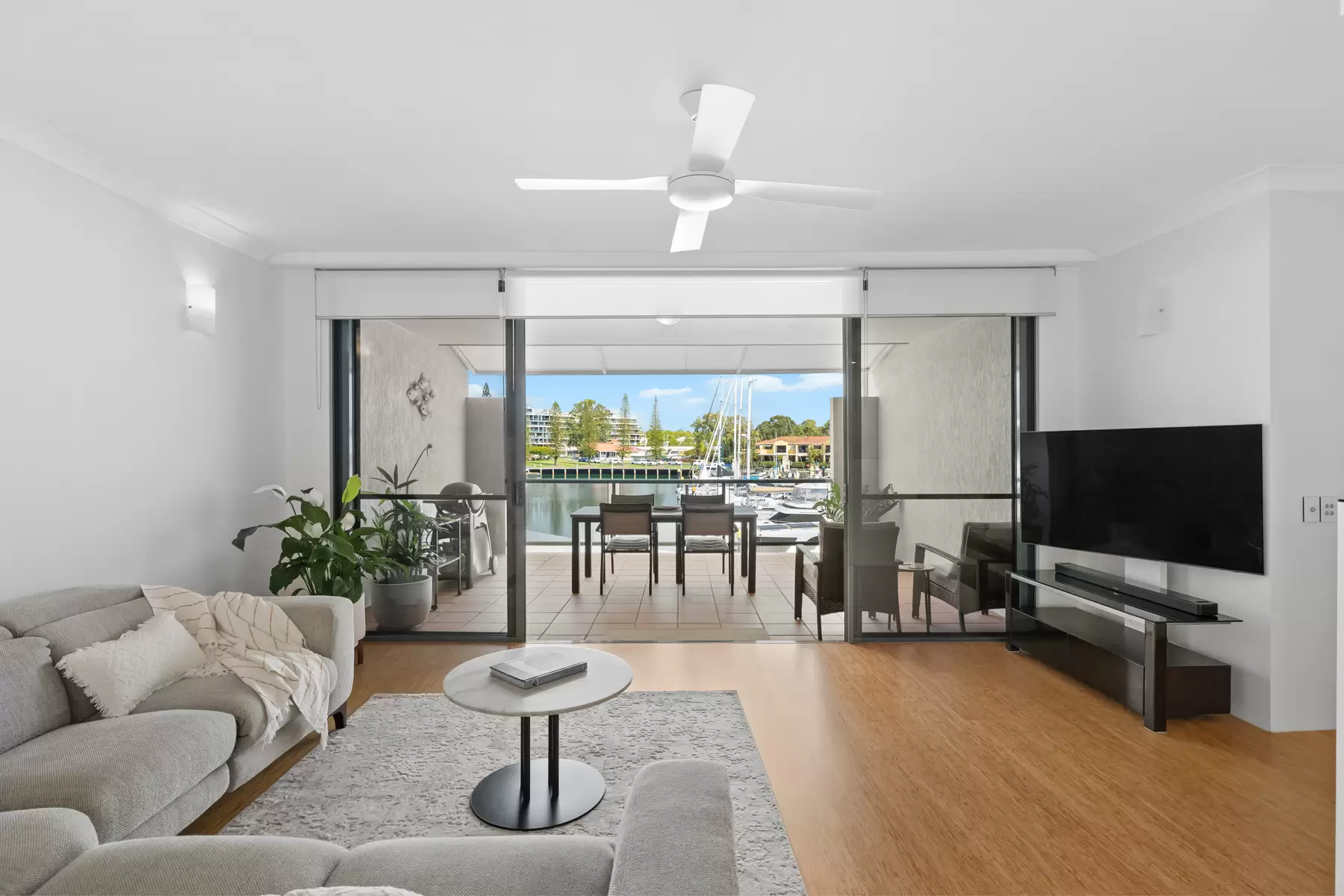 12/20 Masthead Drive, Raby Bay Sold by  - image 1