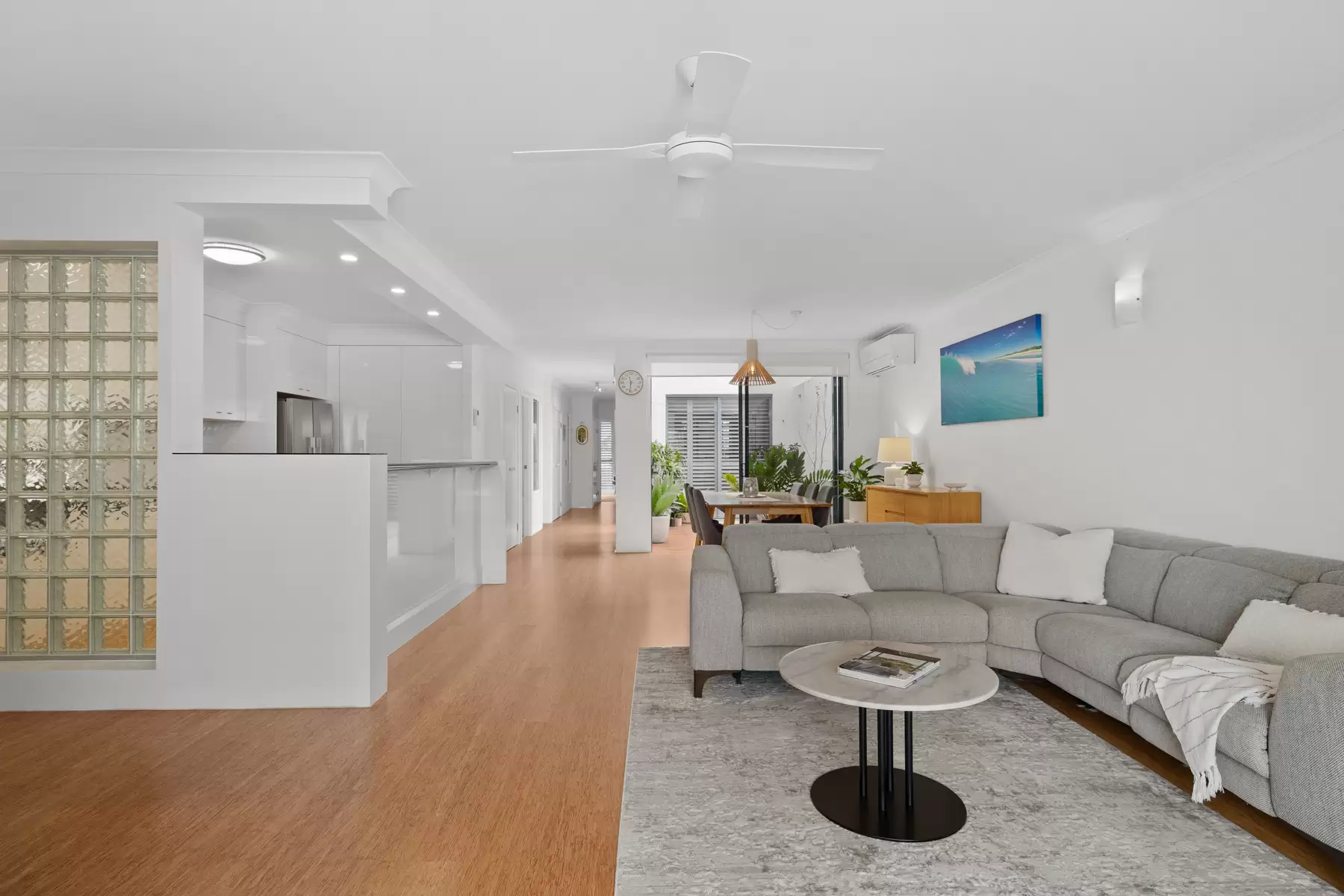 12/20 Masthead Drive, Raby Bay Sold by  - image 1