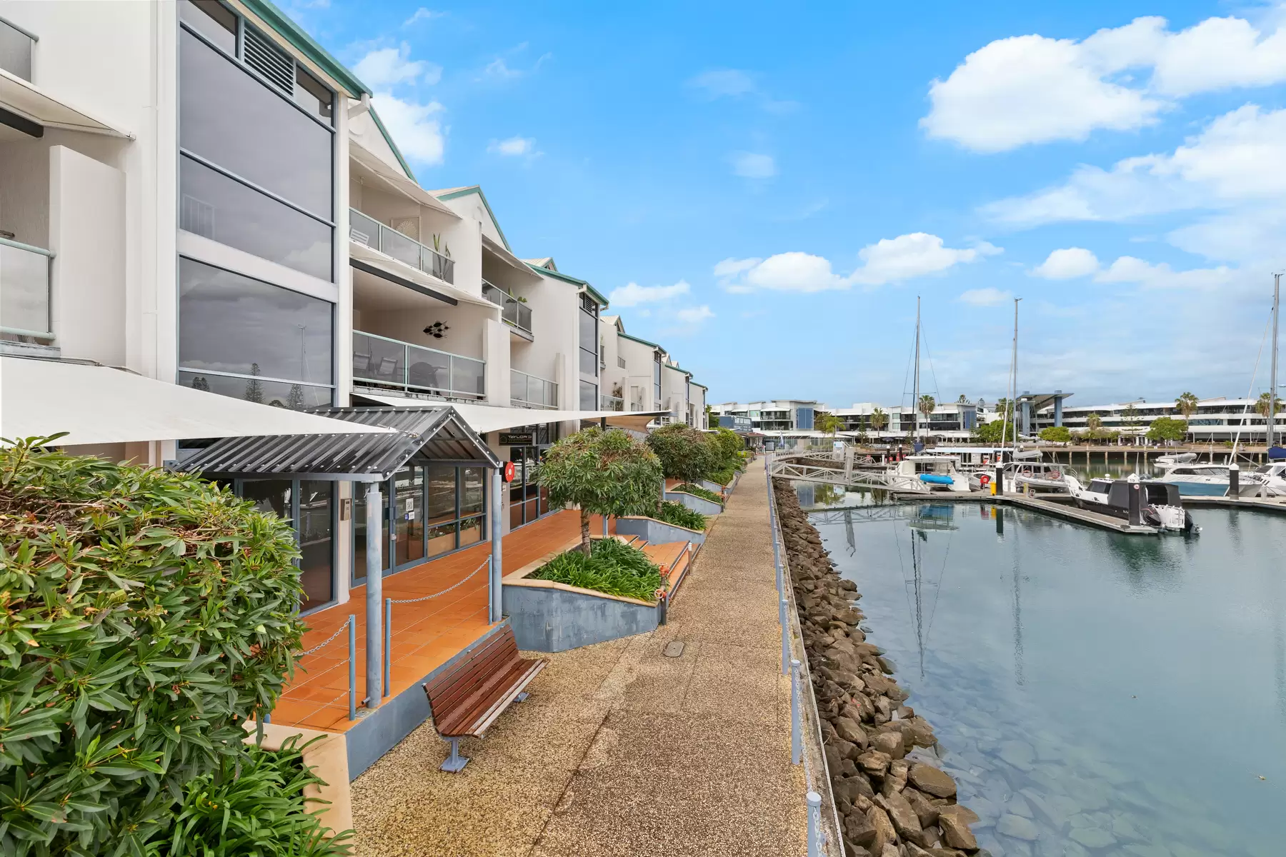 12/20 Masthead Drive, Raby Bay Sold by Queensland Sotheby's International Realty - image 1
