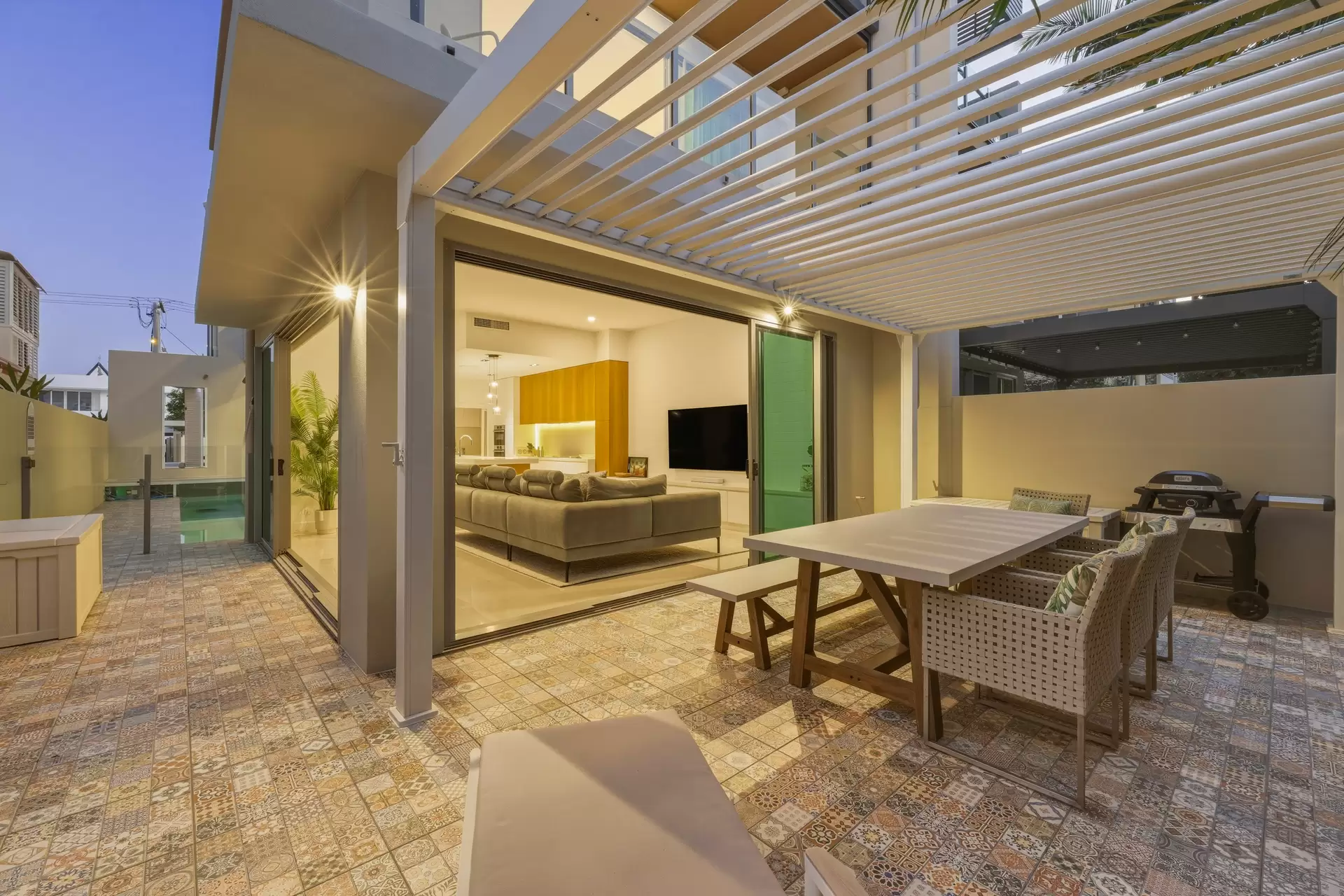35B Hughes Avenue, Main Beach For Sale by Queensland Sotheby's International Realty - image 1