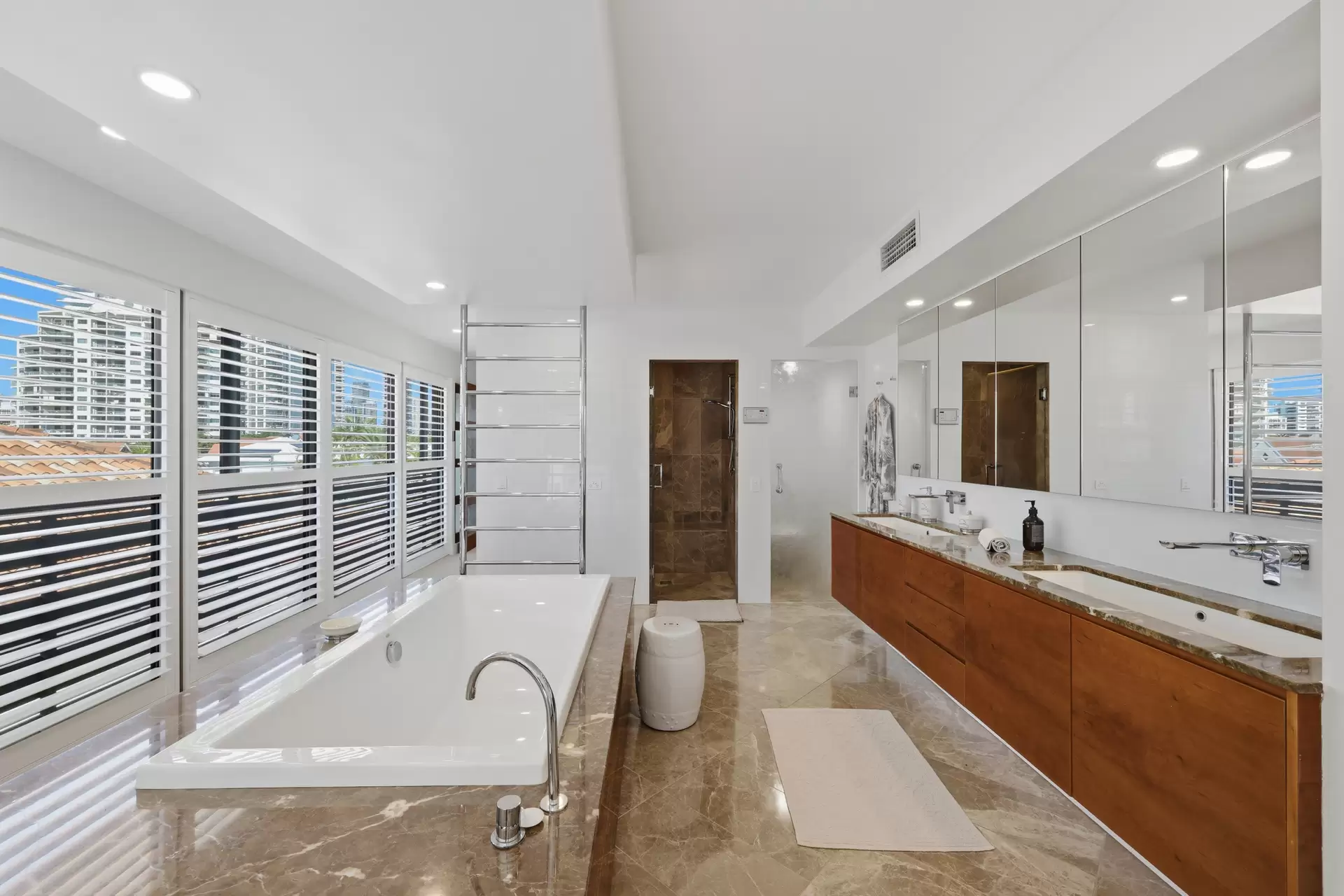35B Hughes Avenue, Main Beach For Sale by Queensland Sotheby's International Realty - image 1
