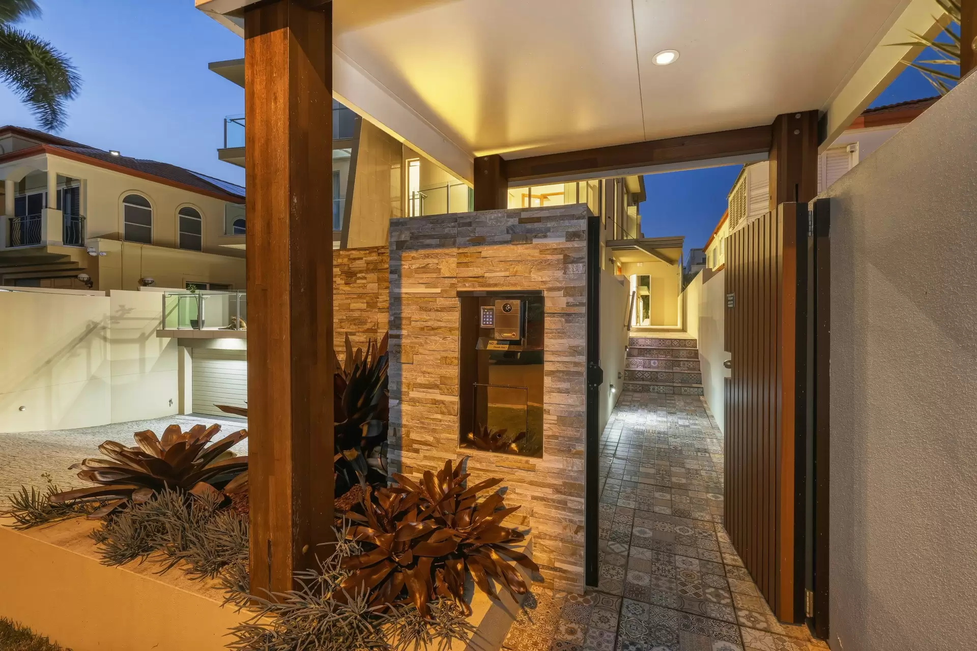 35B Hughes Avenue, Main Beach For Sale by Queensland Sotheby's International Realty - image 1