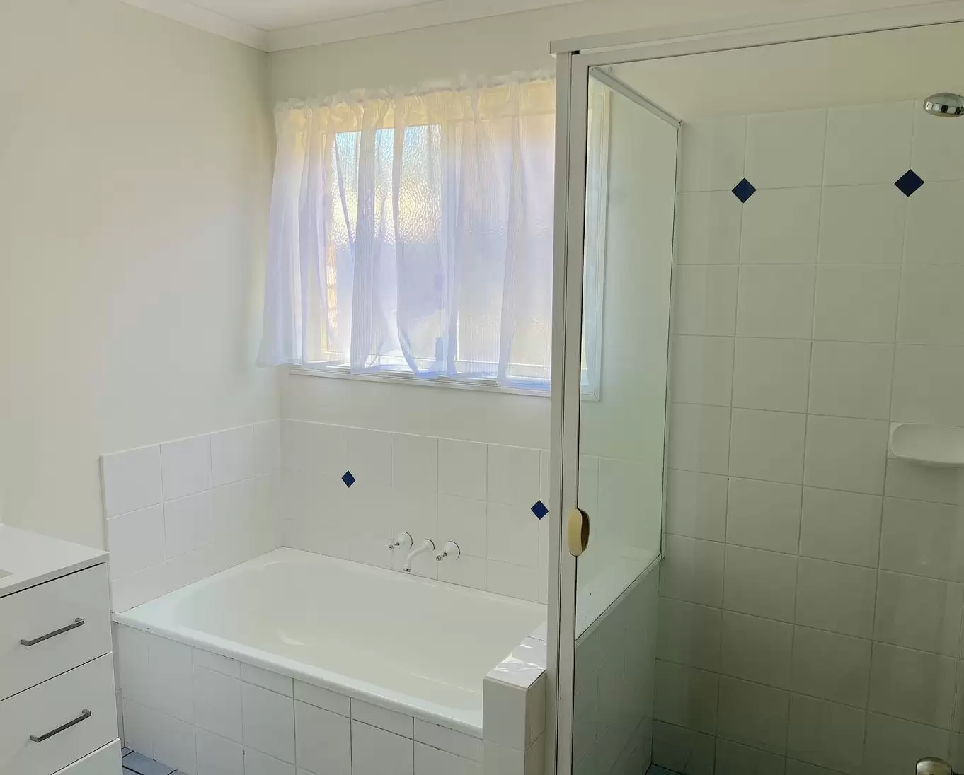 33 Golf Course  Drive, Tewantin Sold by Queensland Sotheby's International Realty - image 1