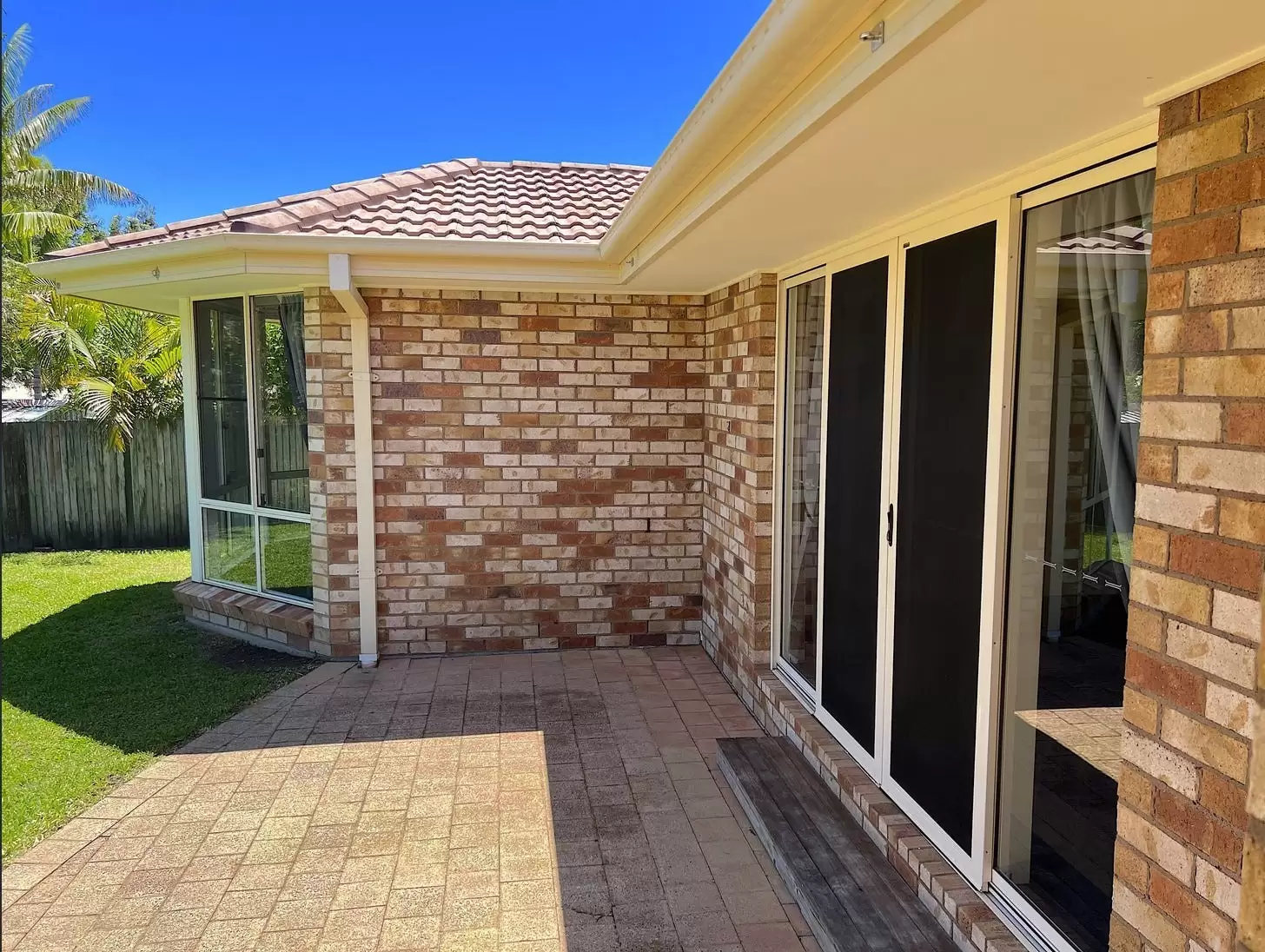 33 Golf Course  Drive, Tewantin Sold by Queensland Sotheby's International Realty - image 1