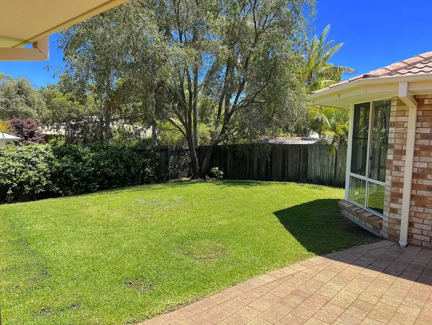 33 Golf Course  Drive, Tewantin Sold by Queensland Sotheby's International Realty - image 1