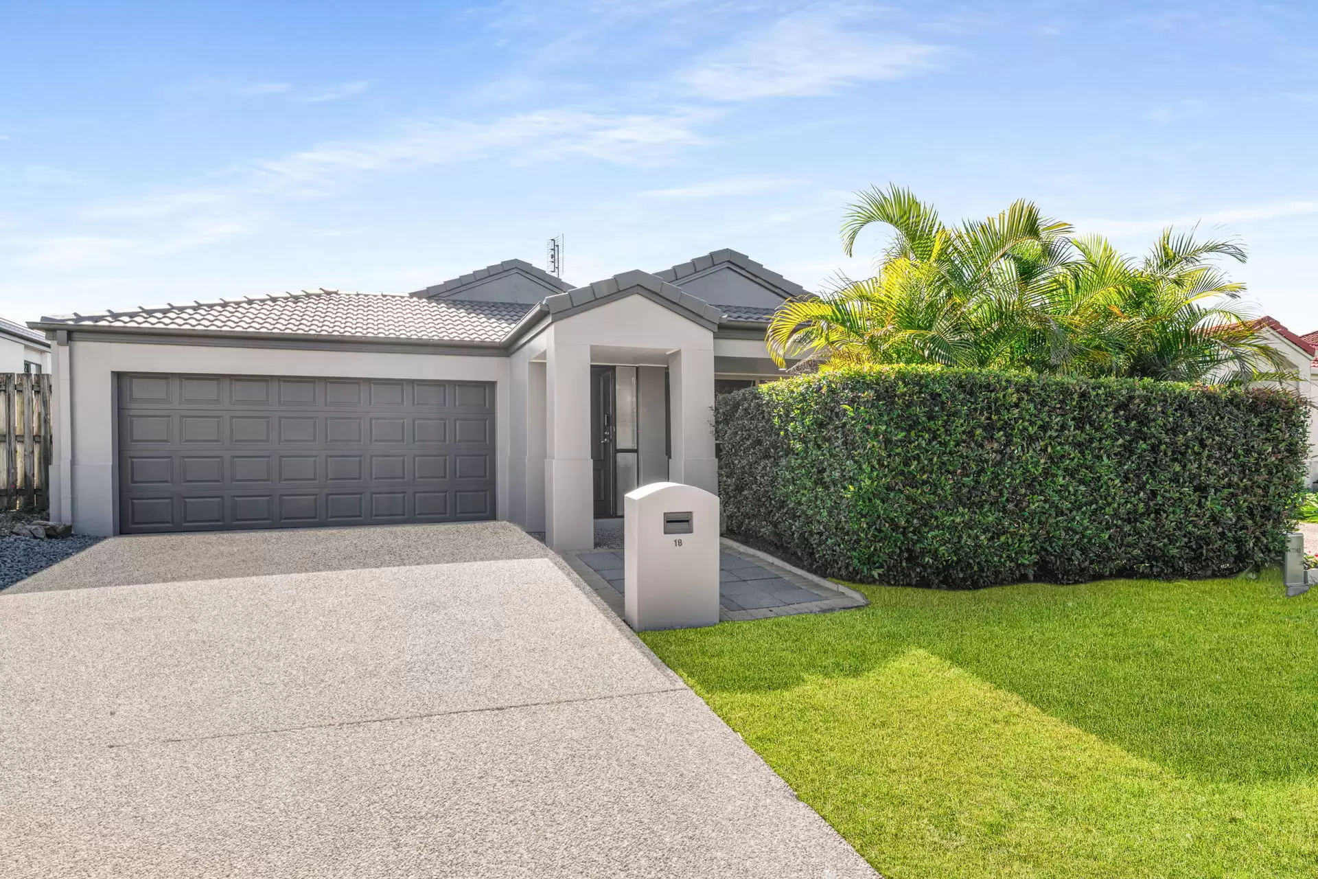 18 Harrow Place, Arundel Sold by  - image 1