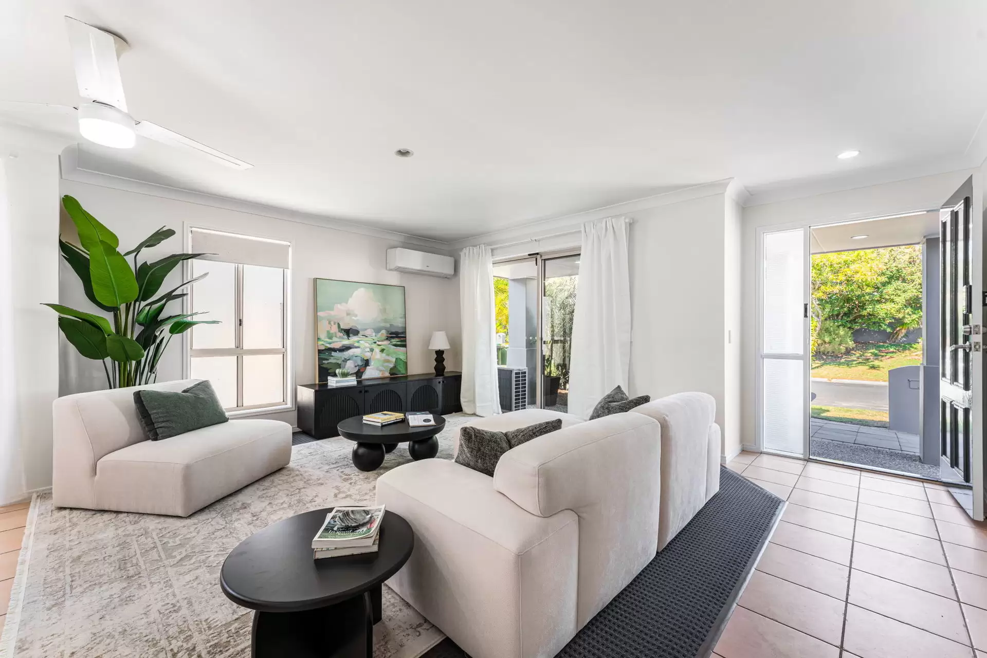 18 Harrow Place, Arundel Sold by  - image 1