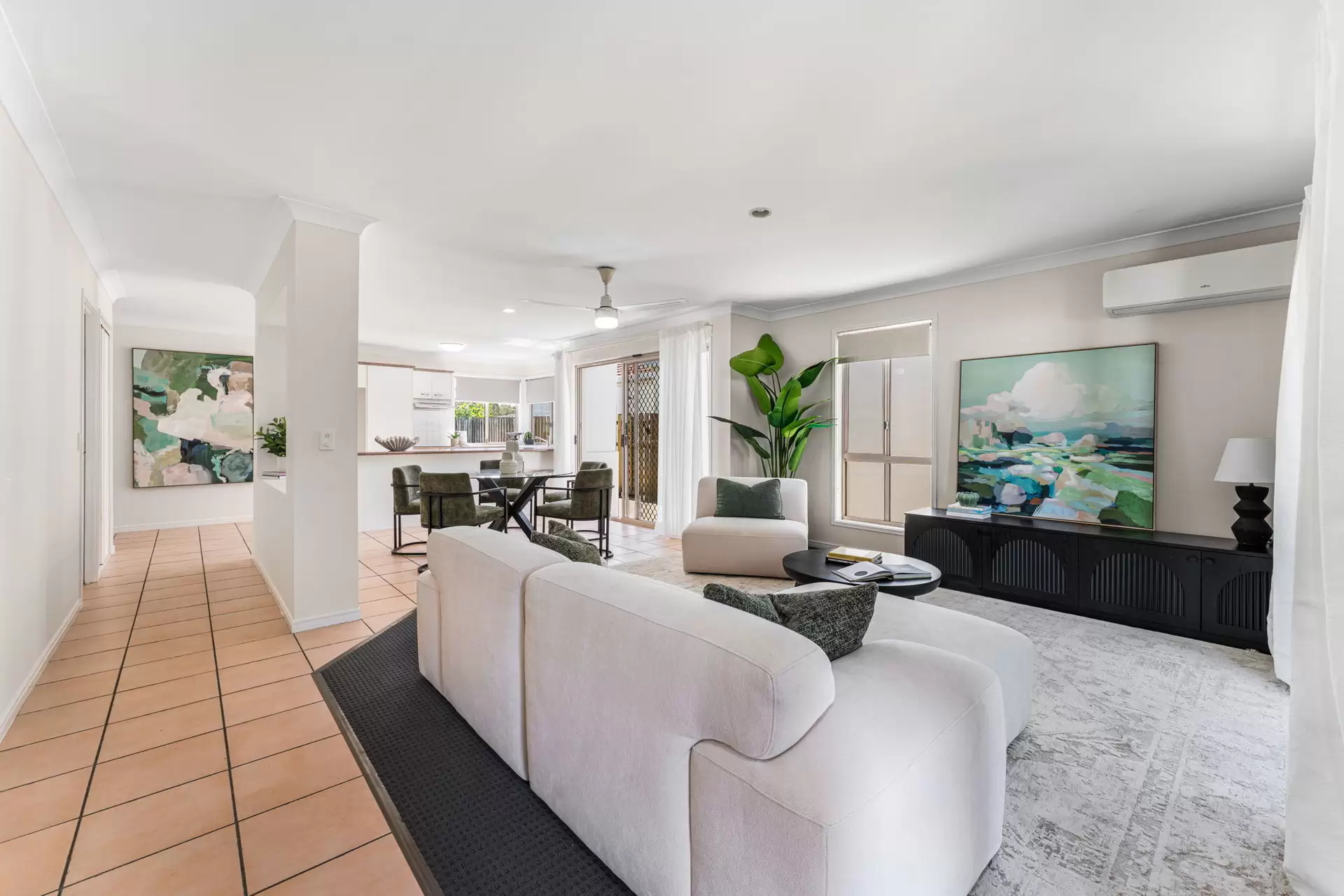 18 Harrow Place, Arundel Sold by  - image 1