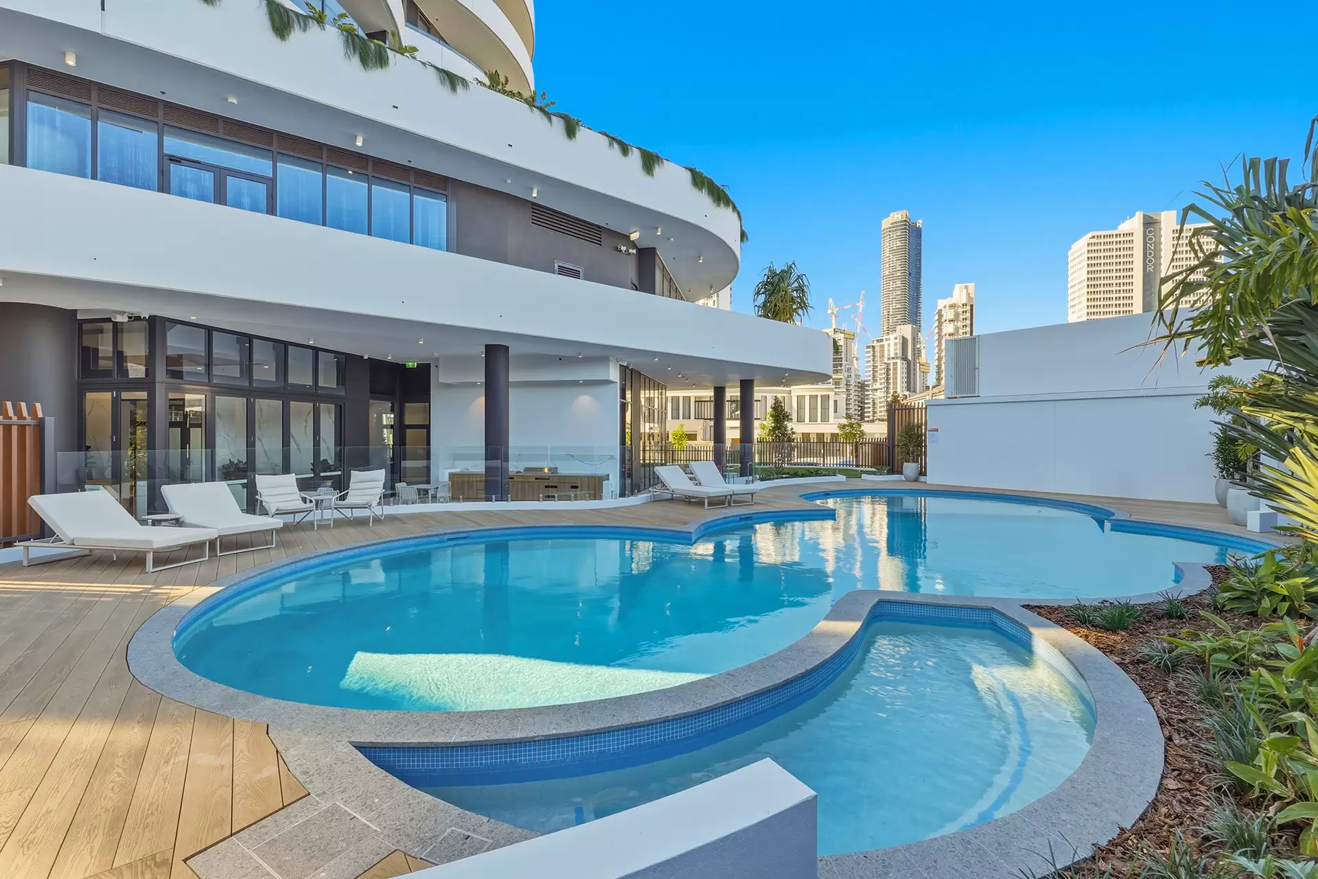 2606/42 Stanhill  Drive, Surfers Paradise For Sale by  - image 1