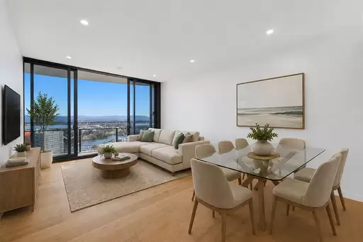 2606/42 Stanhill  Drive, Surfers Paradise For Sale by Queensland Sotheby's International Realty