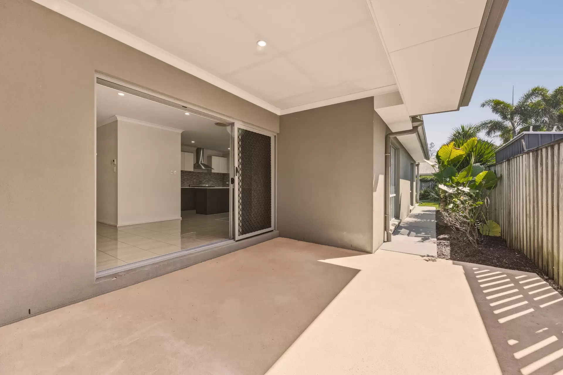 51 Rivermill Terrace, Maudsland For Sale by Queensland Sotheby's International Realty - image 1