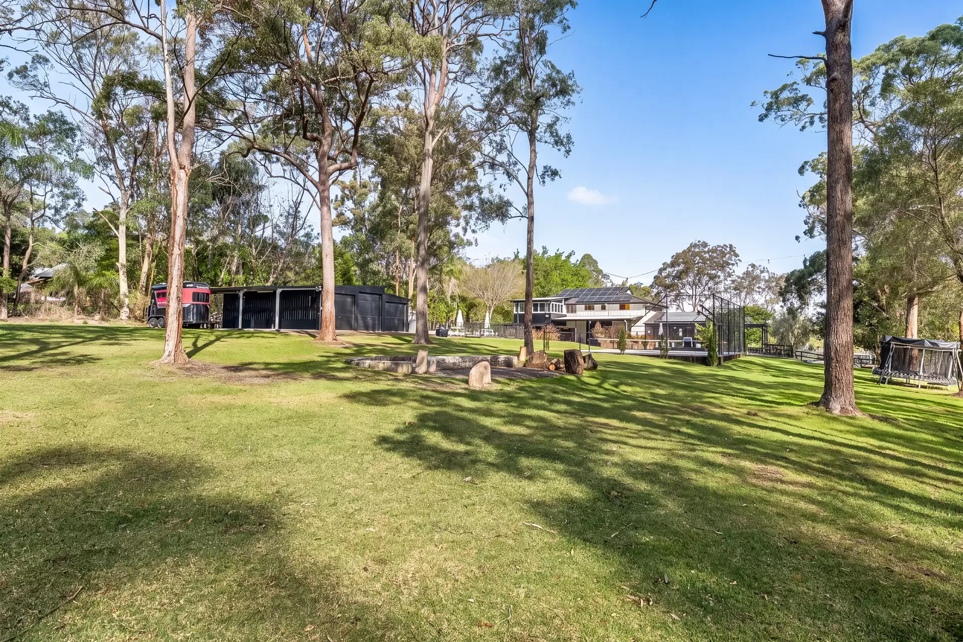 570 Boston Road, Chandler Sold by Queensland Sotheby's International Realty - image 1