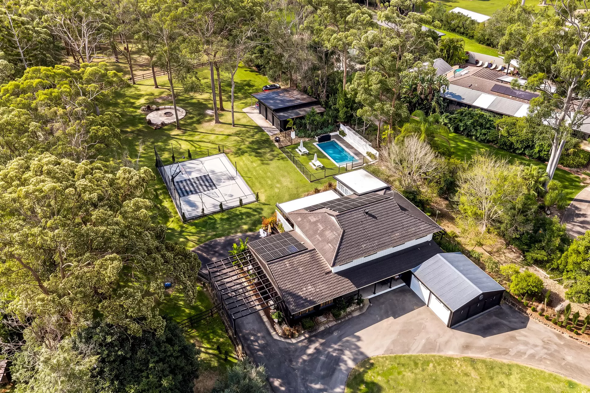 570 Boston Road, Chandler Sold by Queensland Sotheby's International Realty - image 1