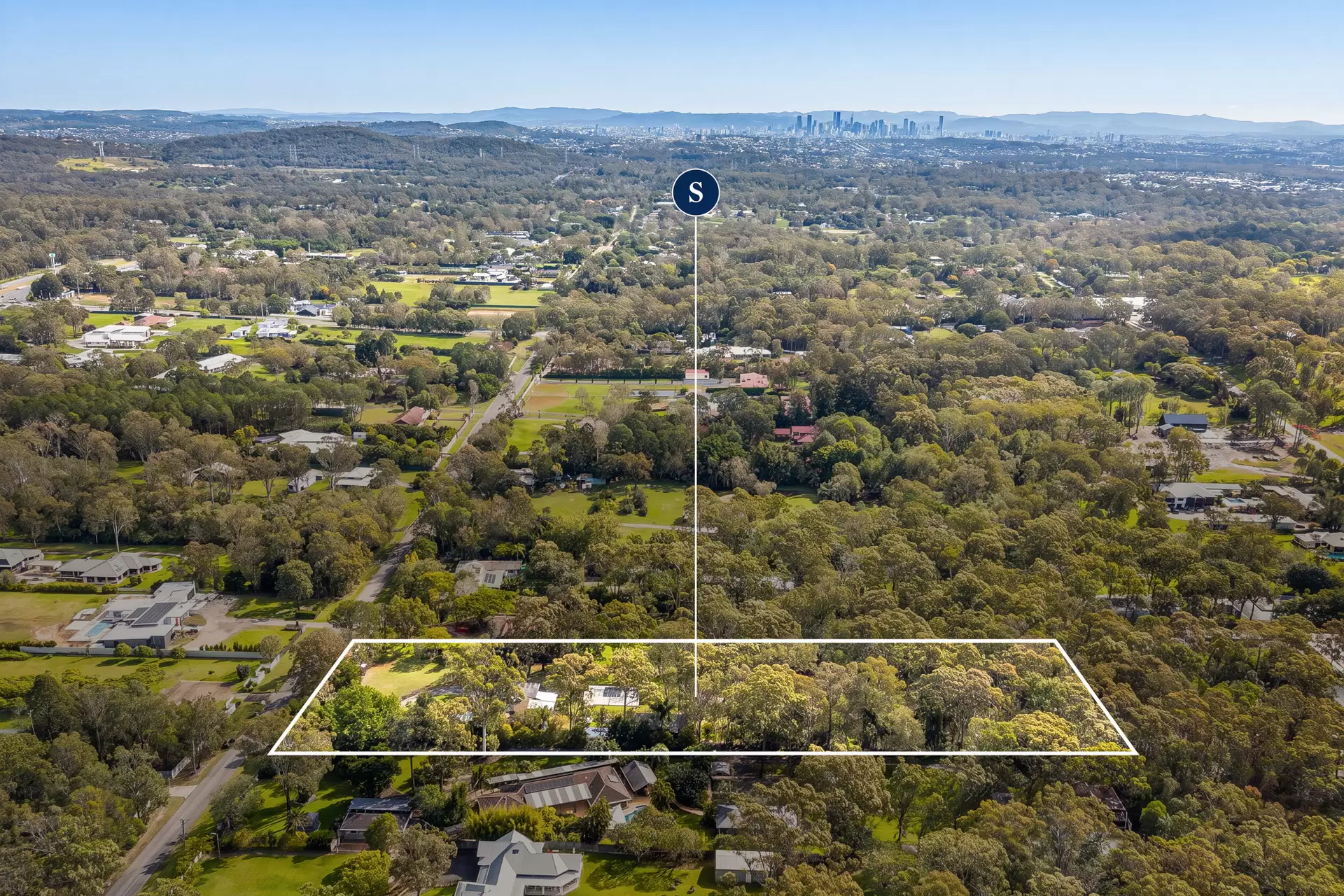 570 Boston Road, Chandler Sold by Queensland Sotheby's International Realty - image 1