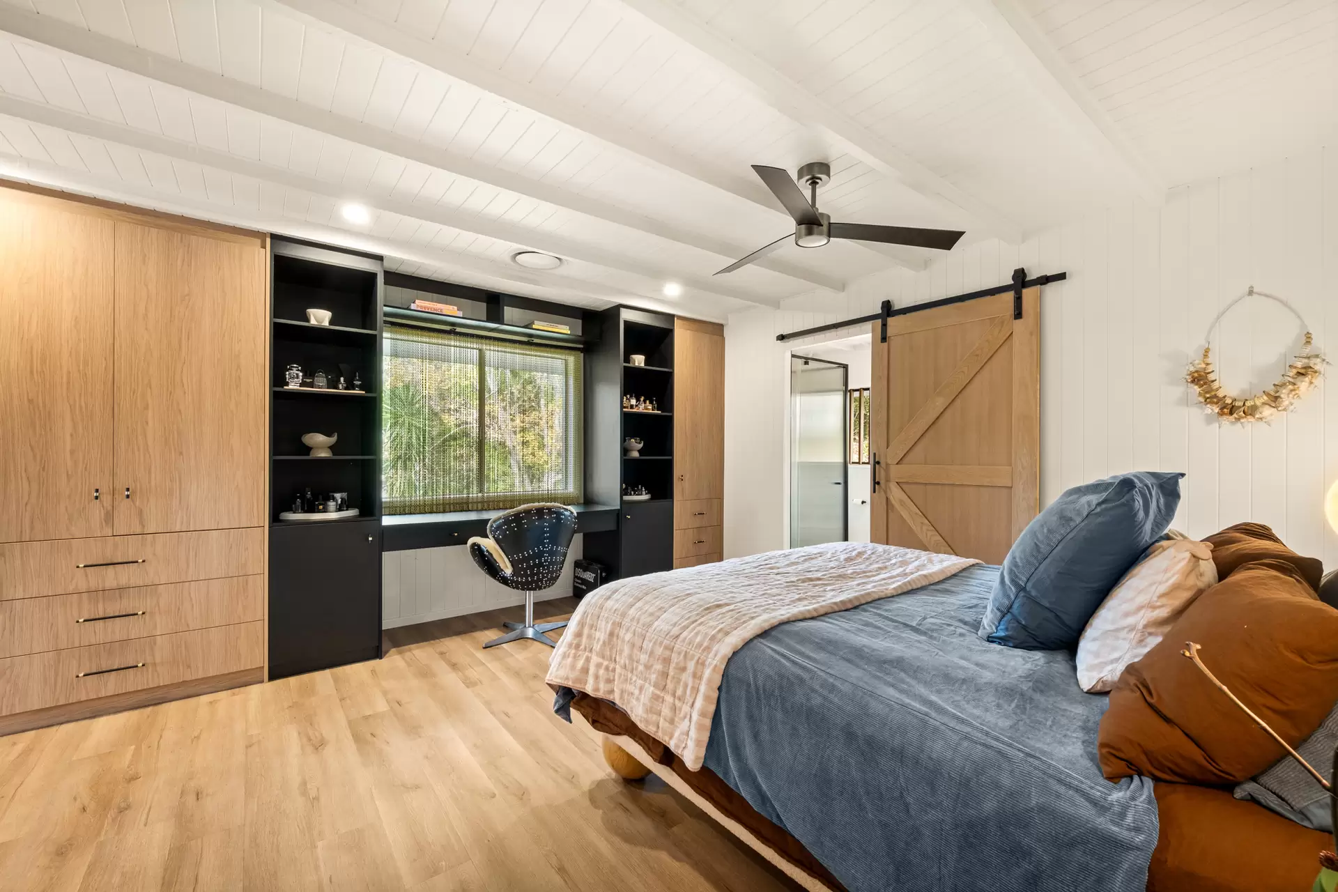 570 Boston Road, Chandler Sold by Queensland Sotheby's International Realty - image 1