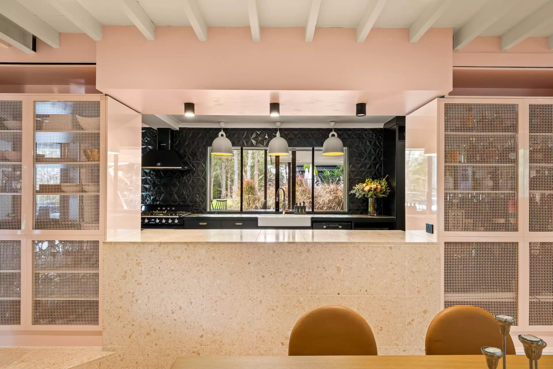 570 Boston Road, Chandler Sold by Queensland Sotheby's International Realty - image 1