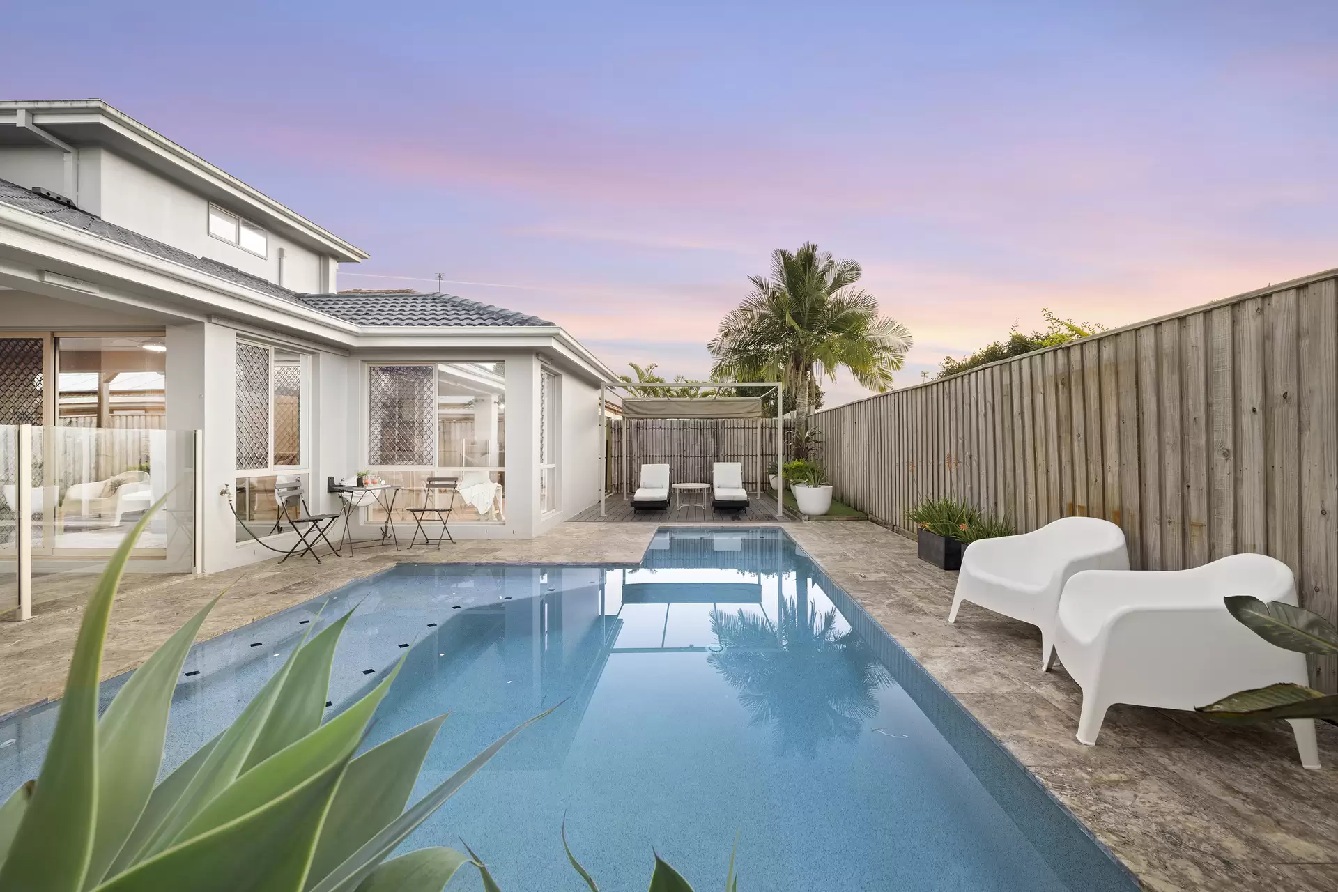109 Glenfields Boulevard, Mountain Creek Sold by Queensland Sotheby's International Realty - image 1